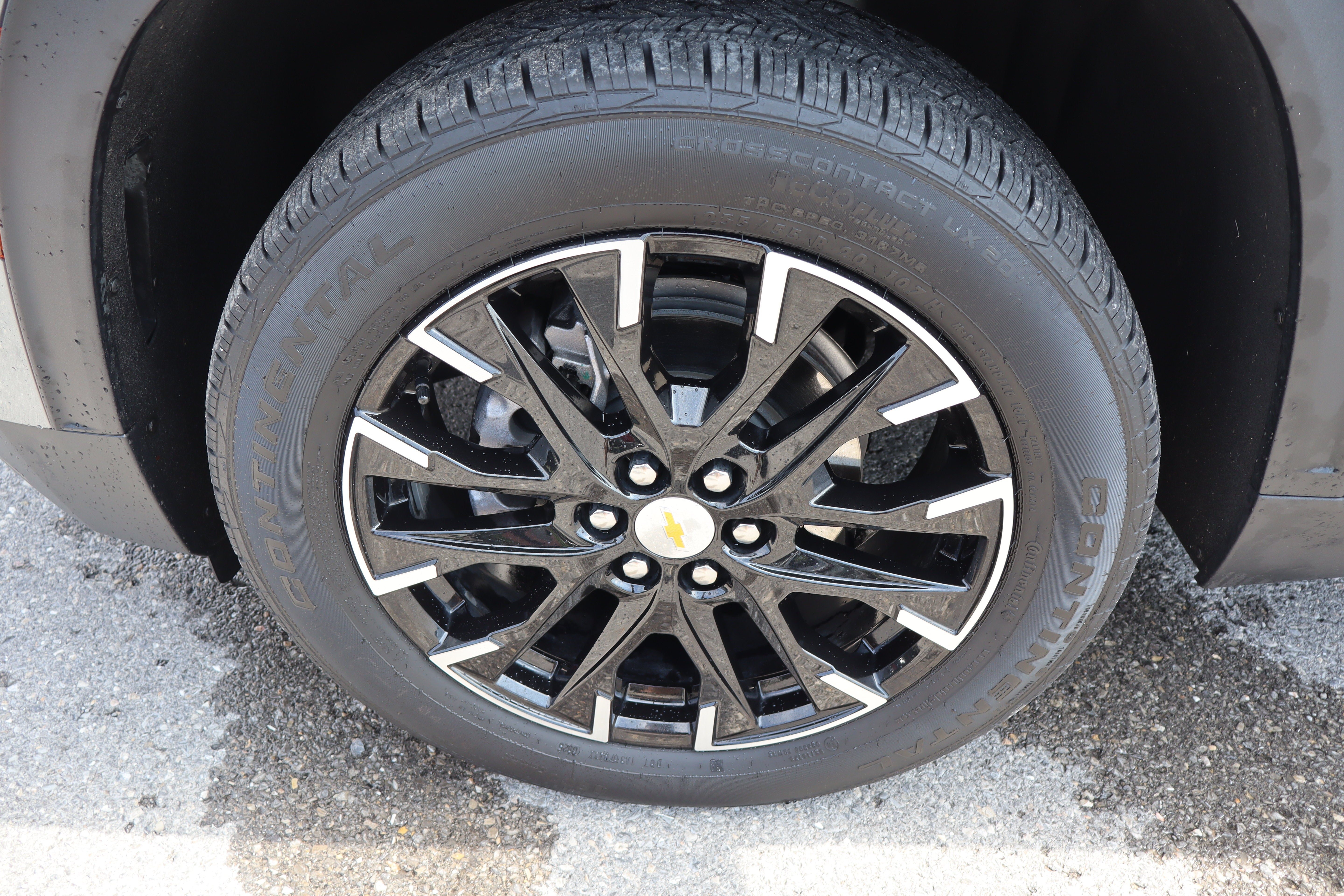 2025 Chevrolet Traverse AWD LT