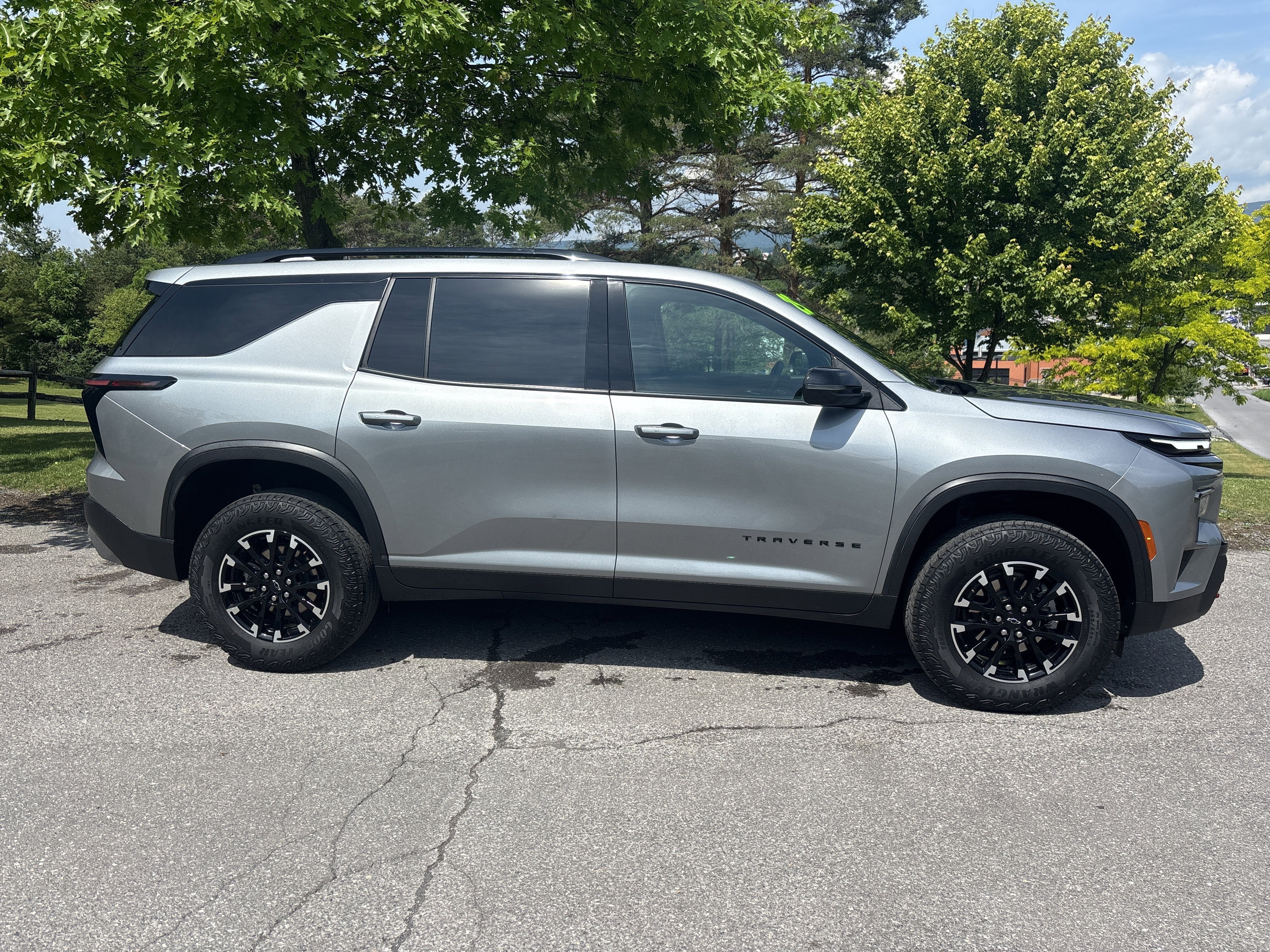 2025 Chevrolet Traverse AWD Z71