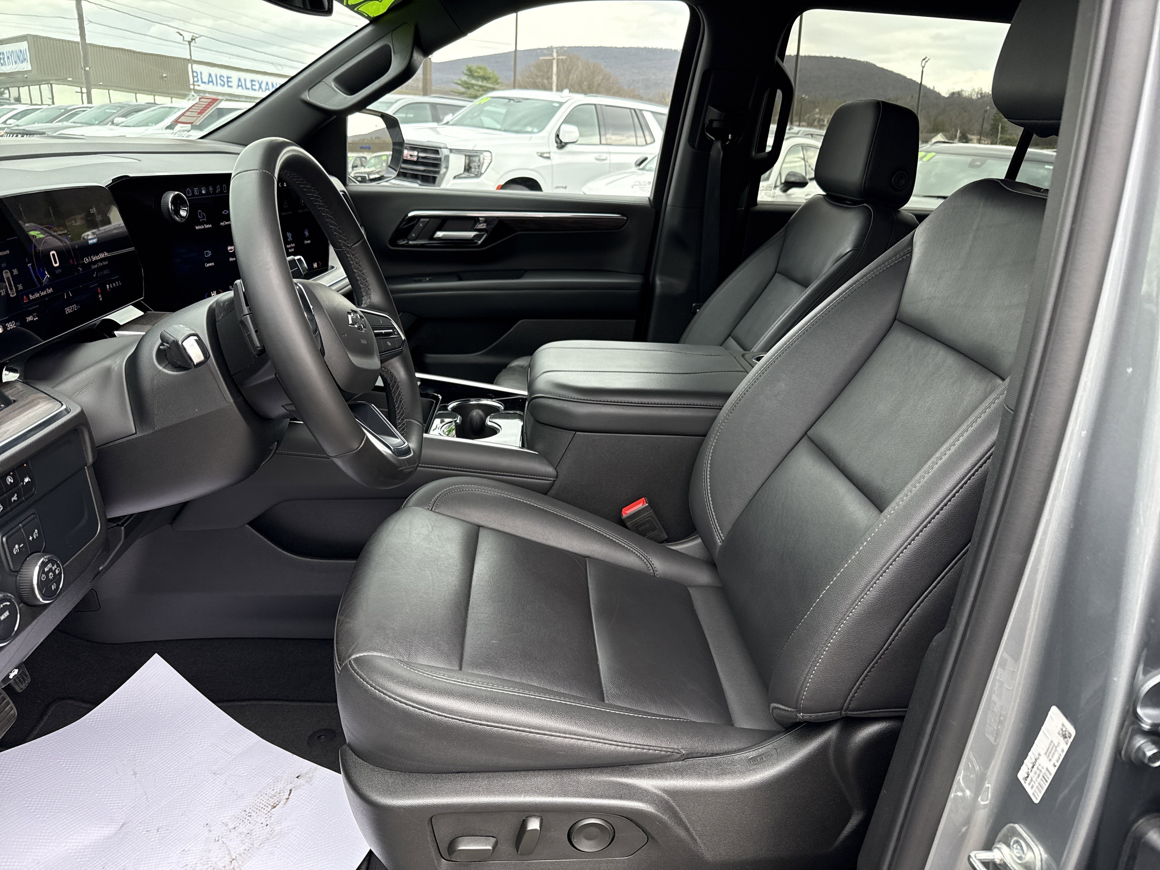 2025 Chevrolet Suburban Z71