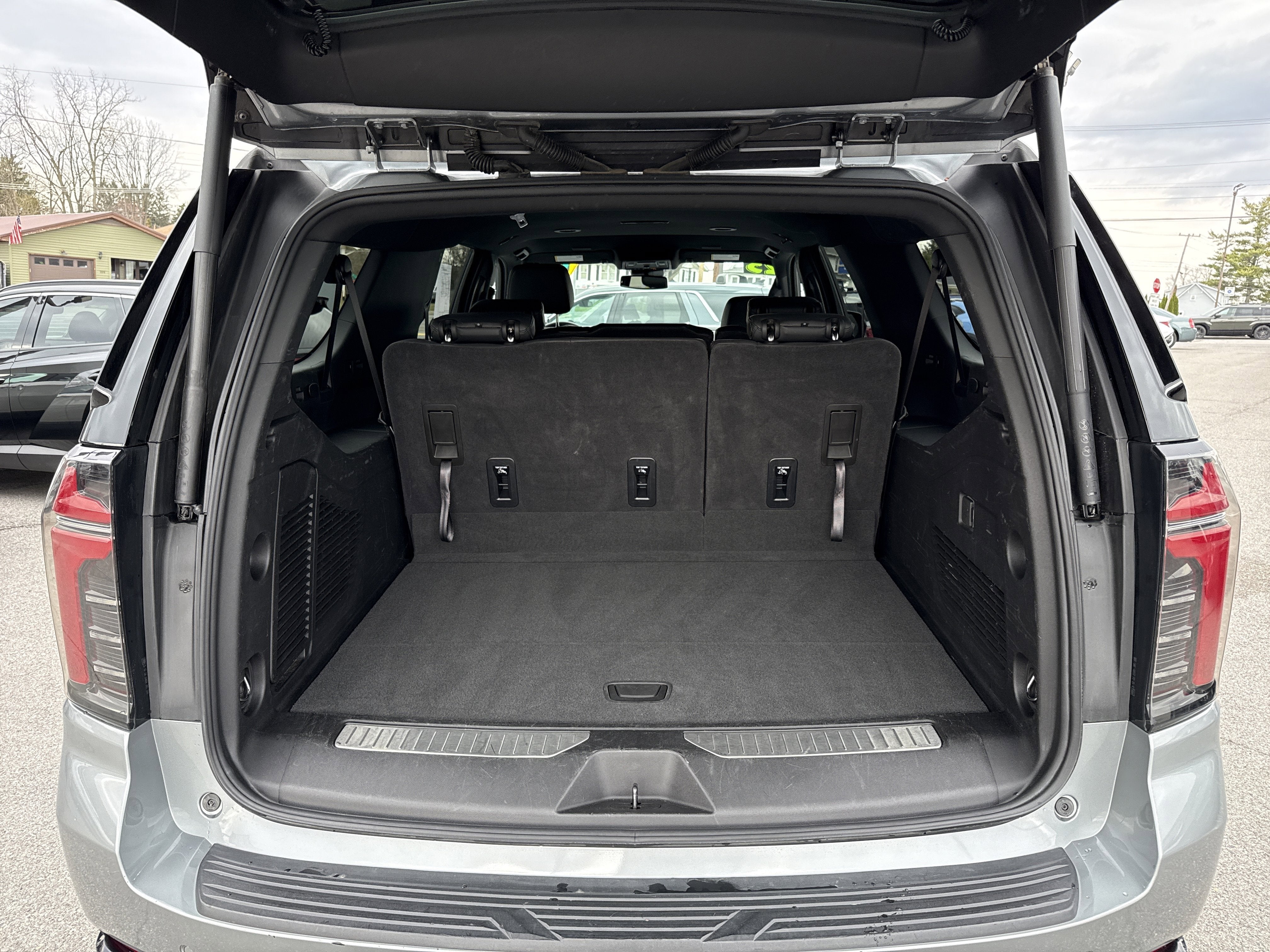 2025 Chevrolet Suburban Z71