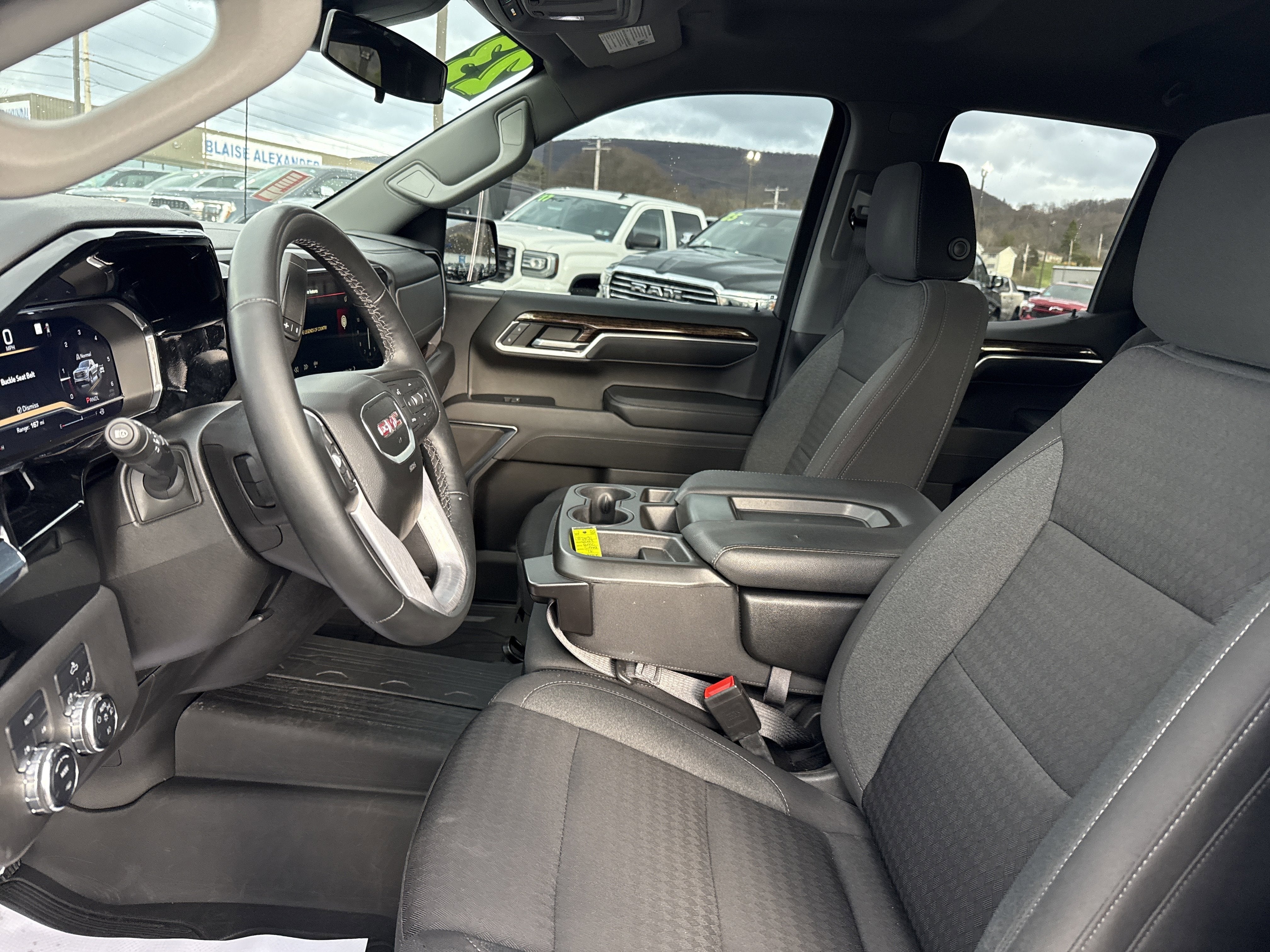 2023 GMC Sierra 1500 Elevation