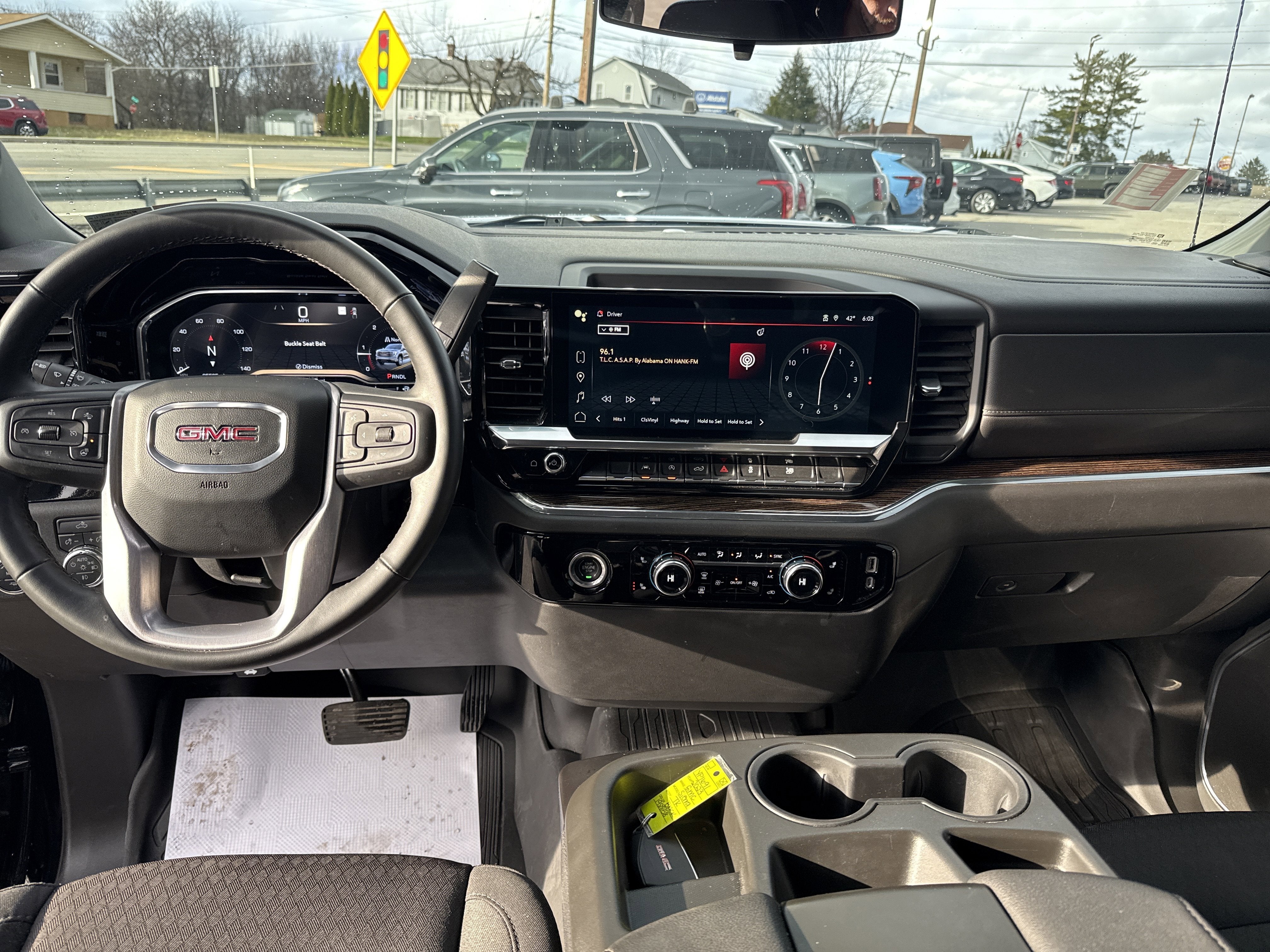 2023 GMC Sierra 1500 Elevation