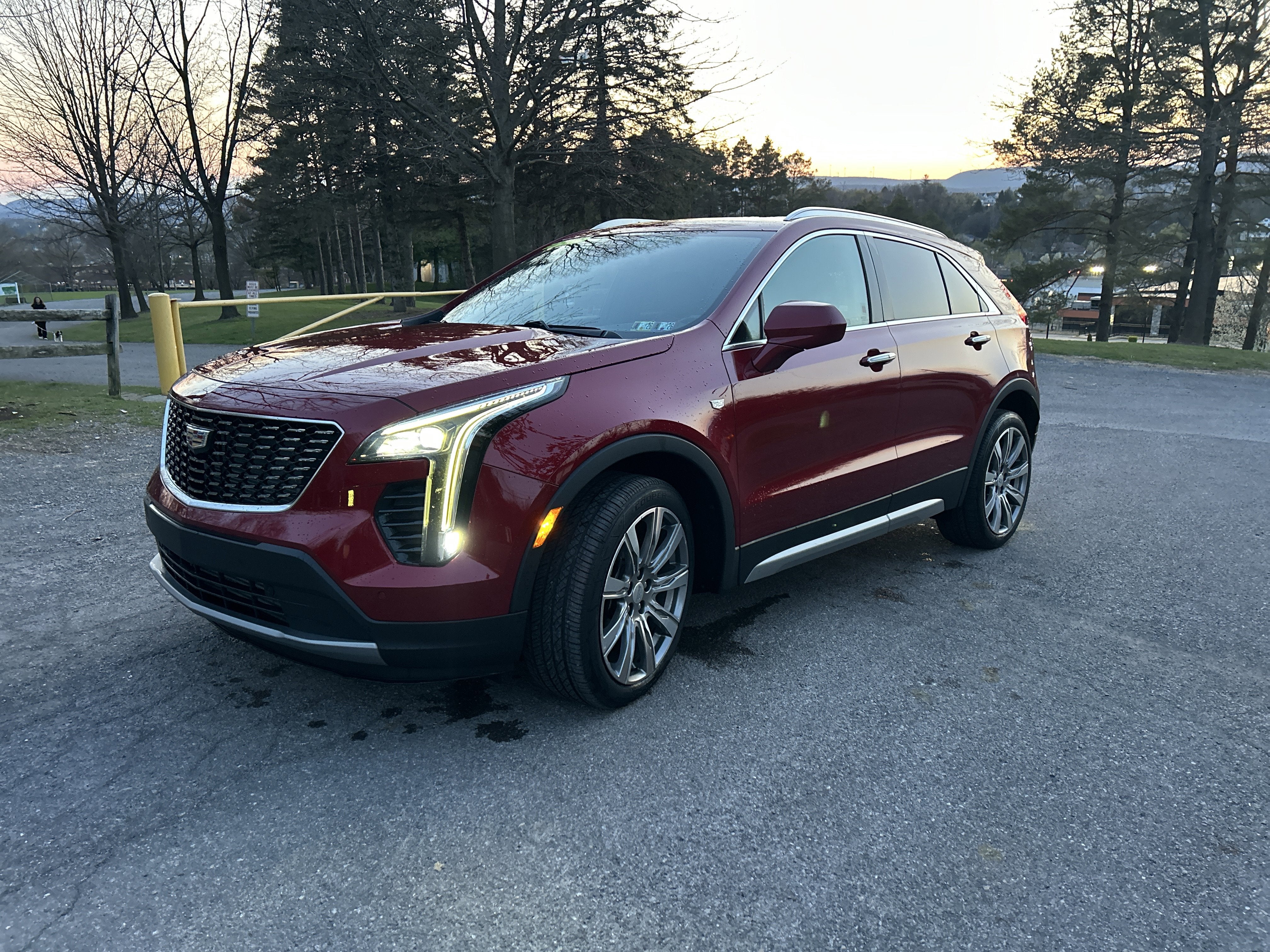 2019 Cadillac XT4 AWD Premium Luxury