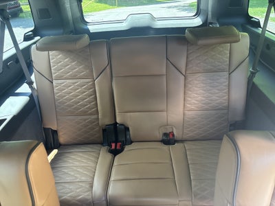 2023 Cadillac Escalade ESV 4WD Premium Luxury