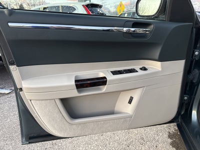 2005 Chrysler 300 300C