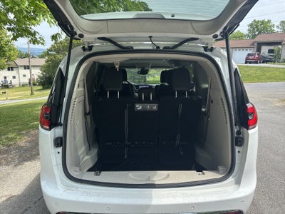 2021 Chrysler Pacifica Hybrid Touring L