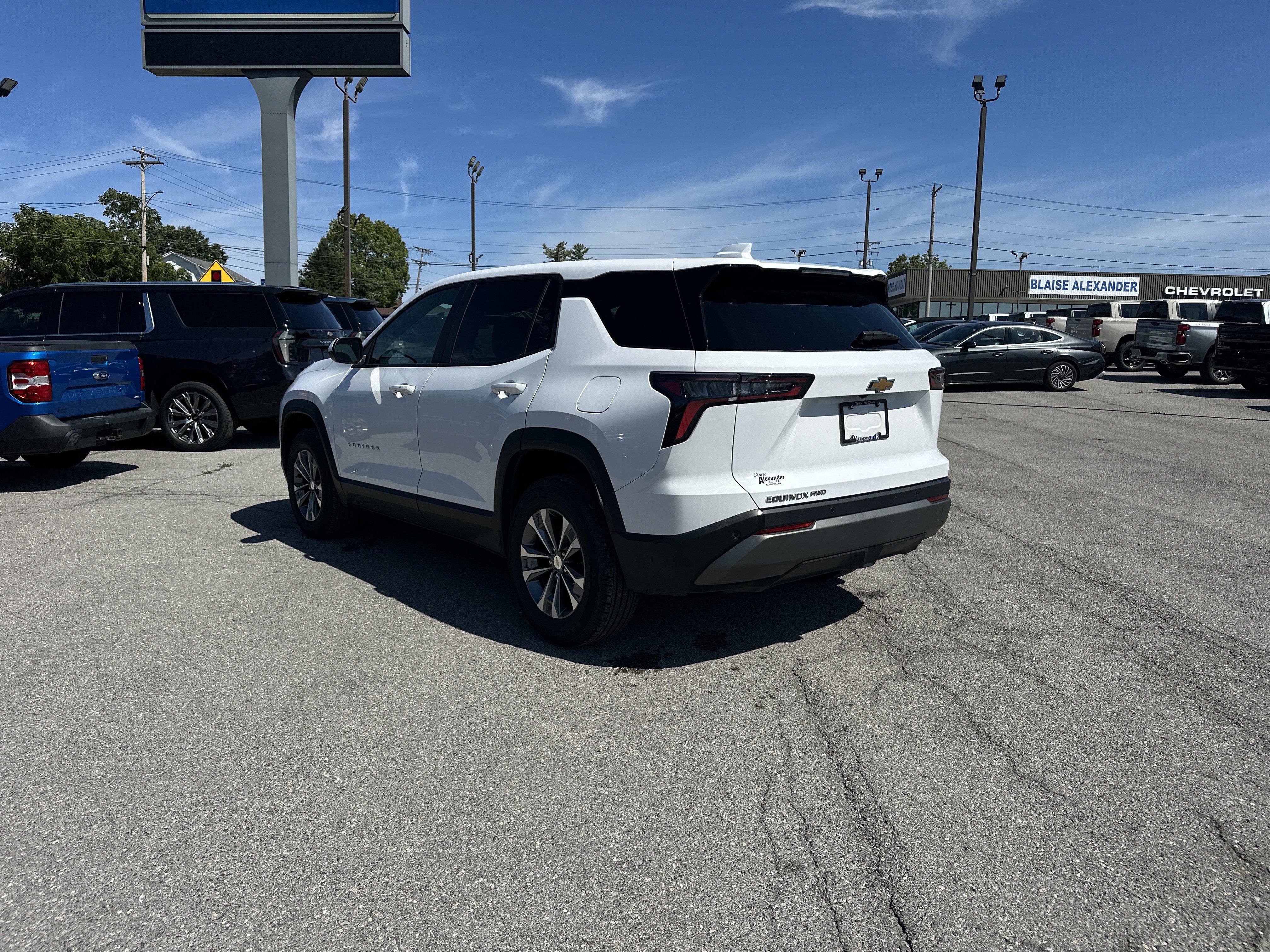 2026 Chevrolet Equinox AWD LT