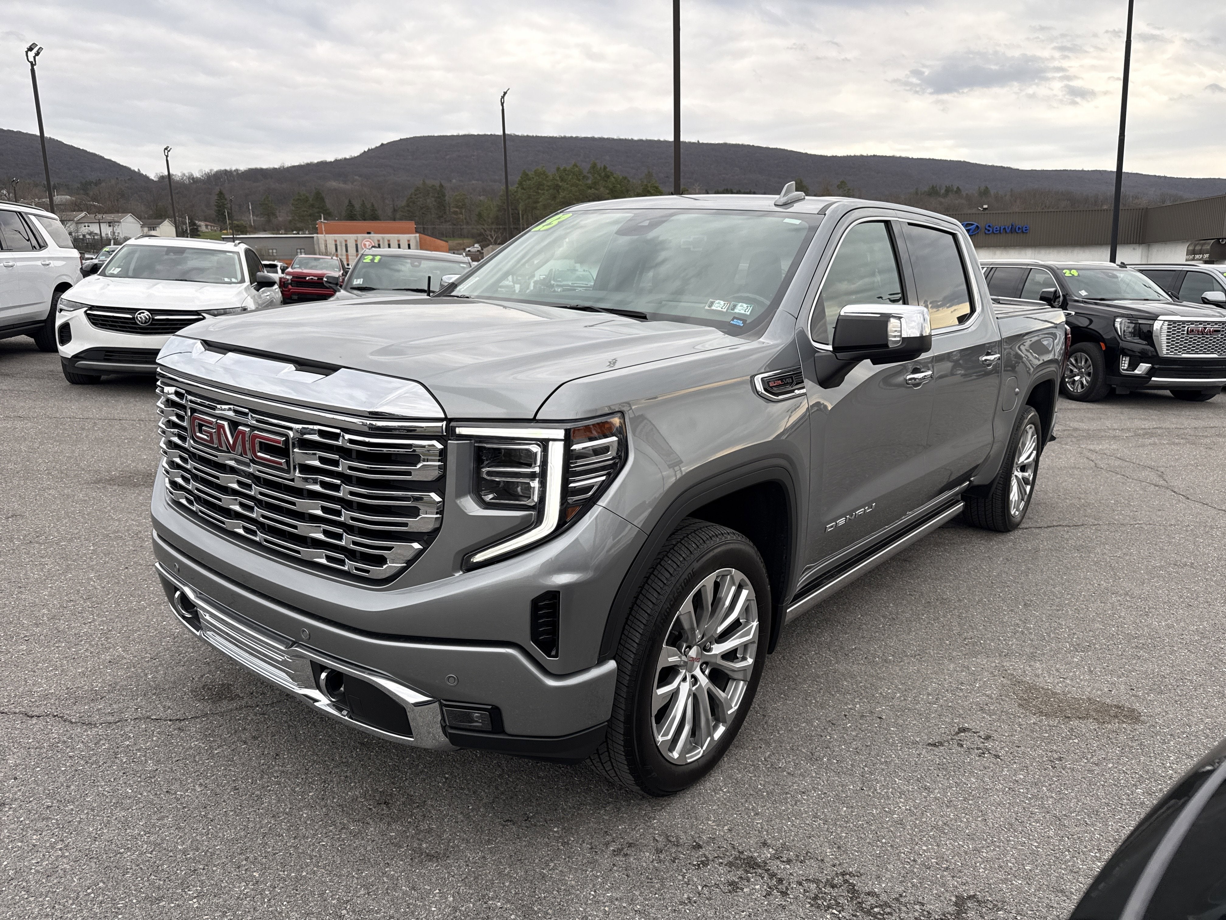 2023 GMC Sierra 1500 Denali