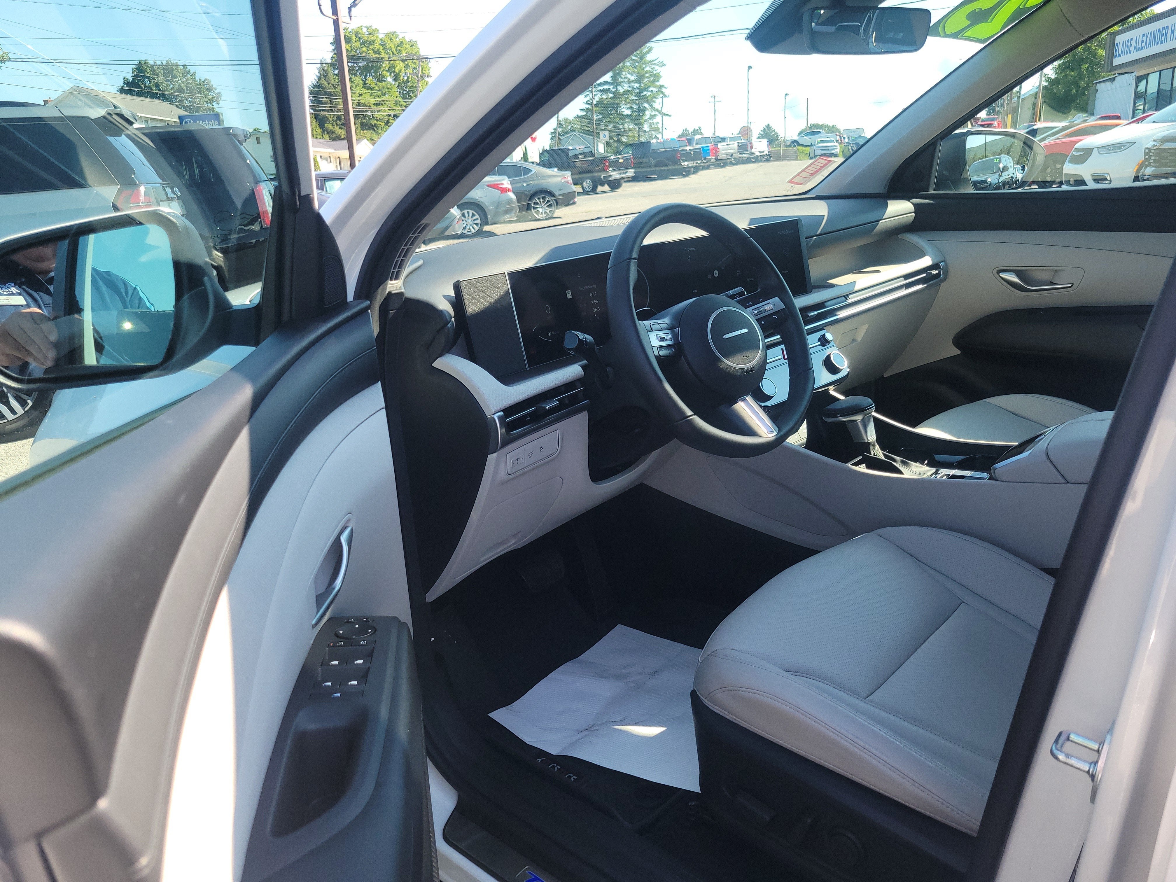 2025 Hyundai TUCSON SEL Convenience