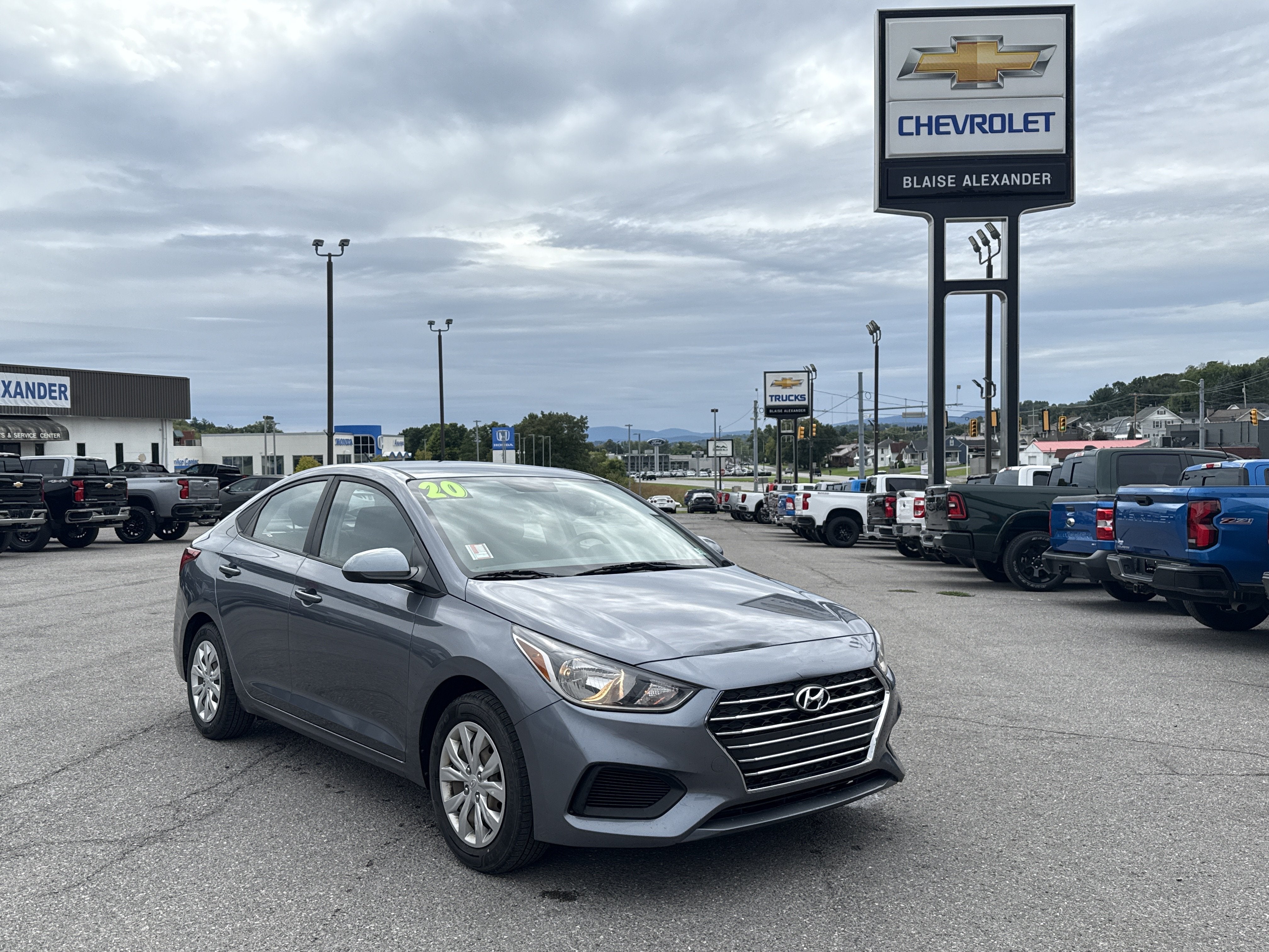 2020 Hyundai ACCENT SE