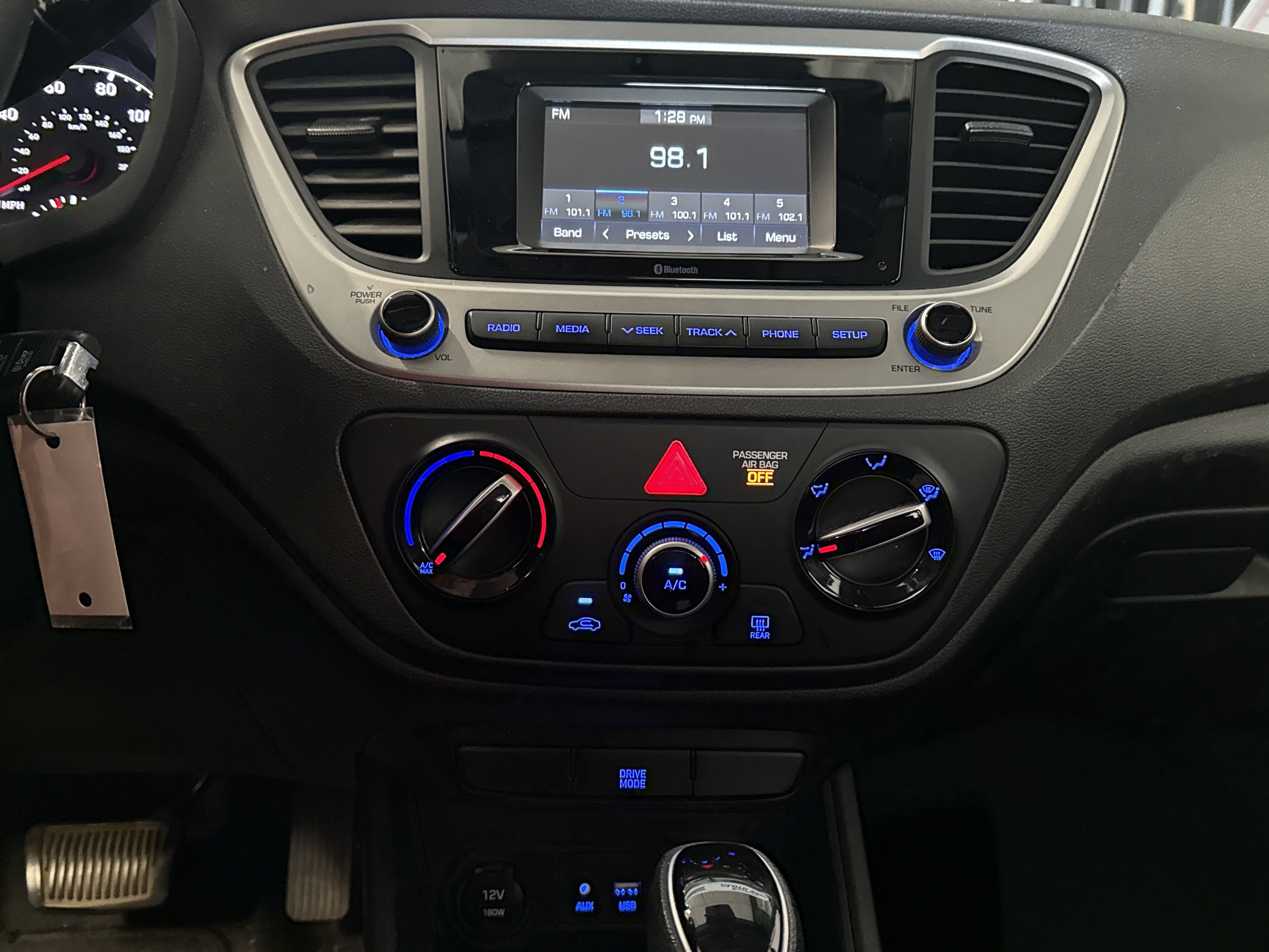 2020 Hyundai ACCENT SE