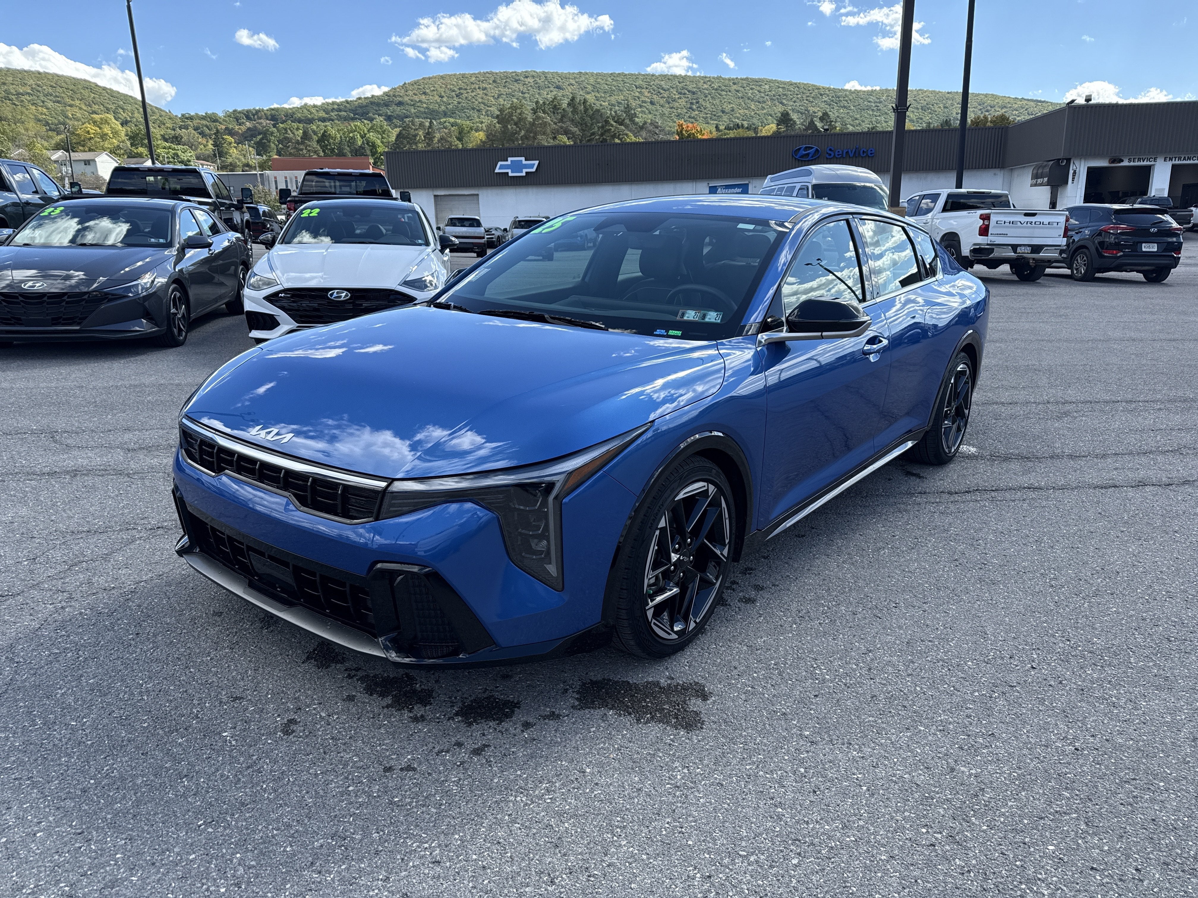 2025 Kia K4 GT-Line