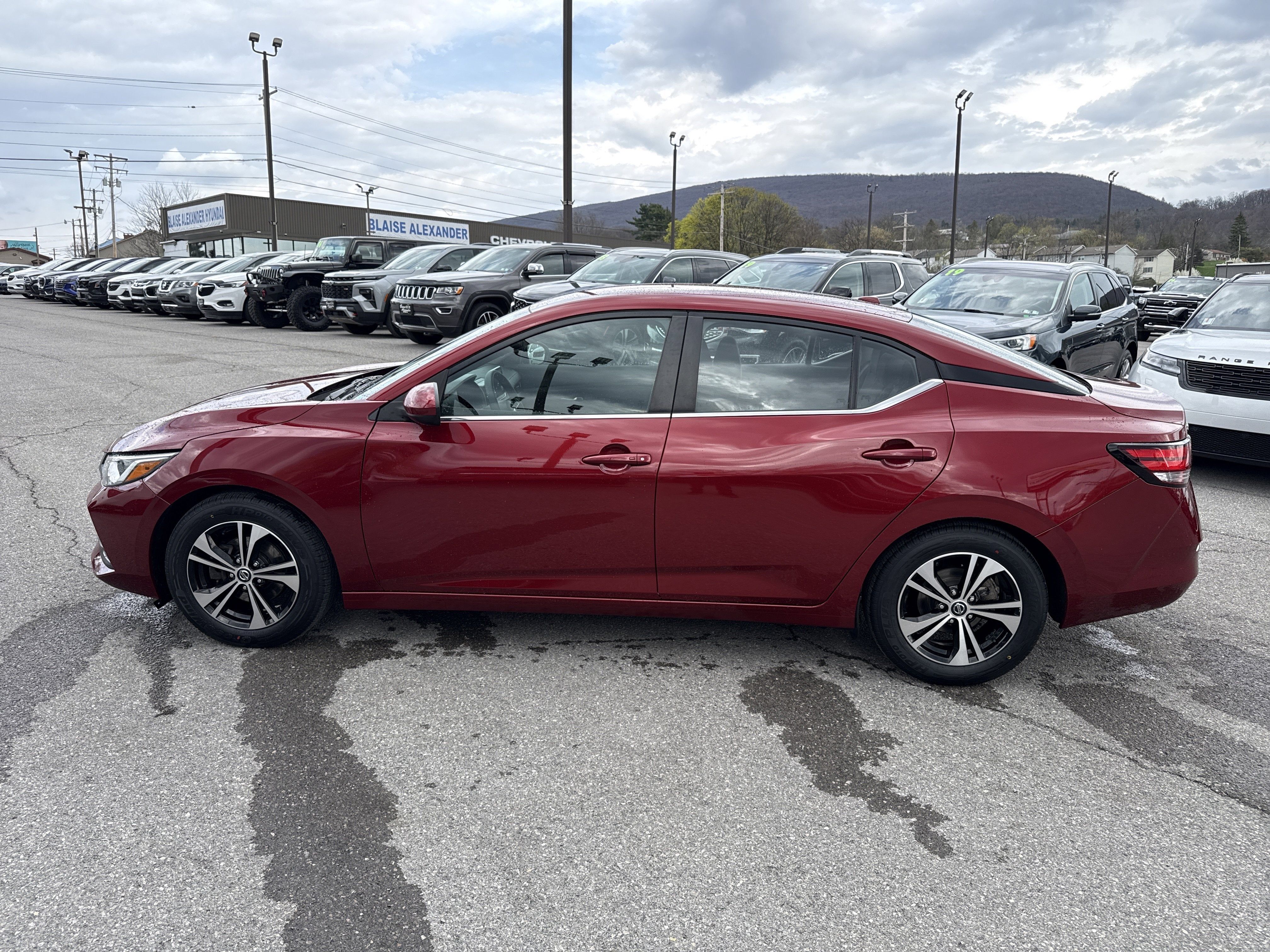 2023 Nissan Sentra SV