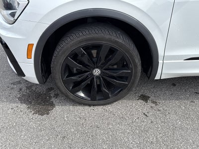 2020 Volkswagen Tiguan SE R-Line Black