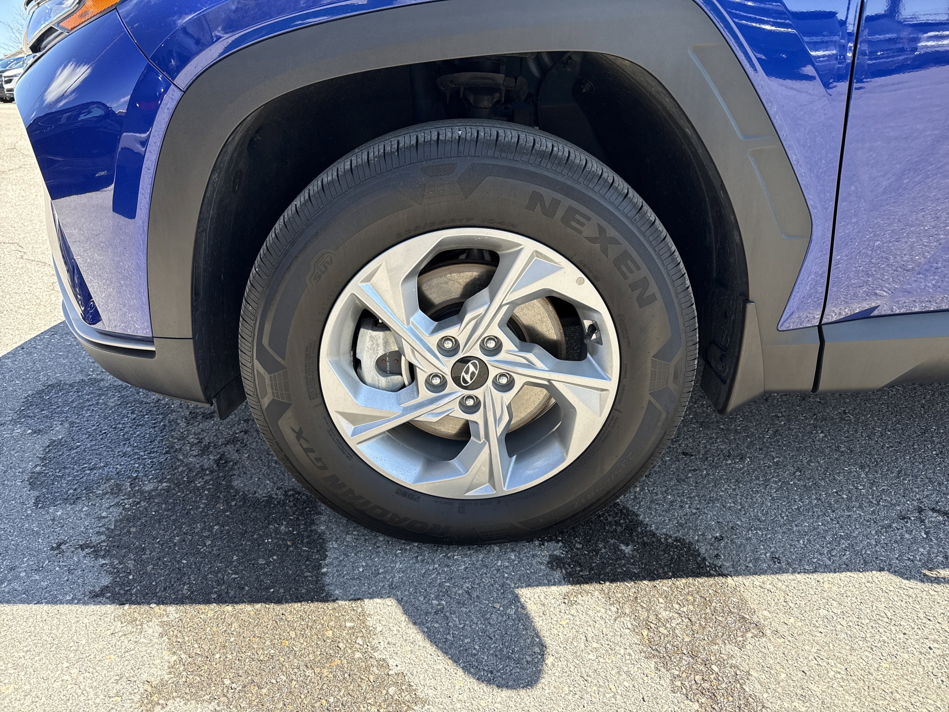 2023 Hyundai TUCSON SE