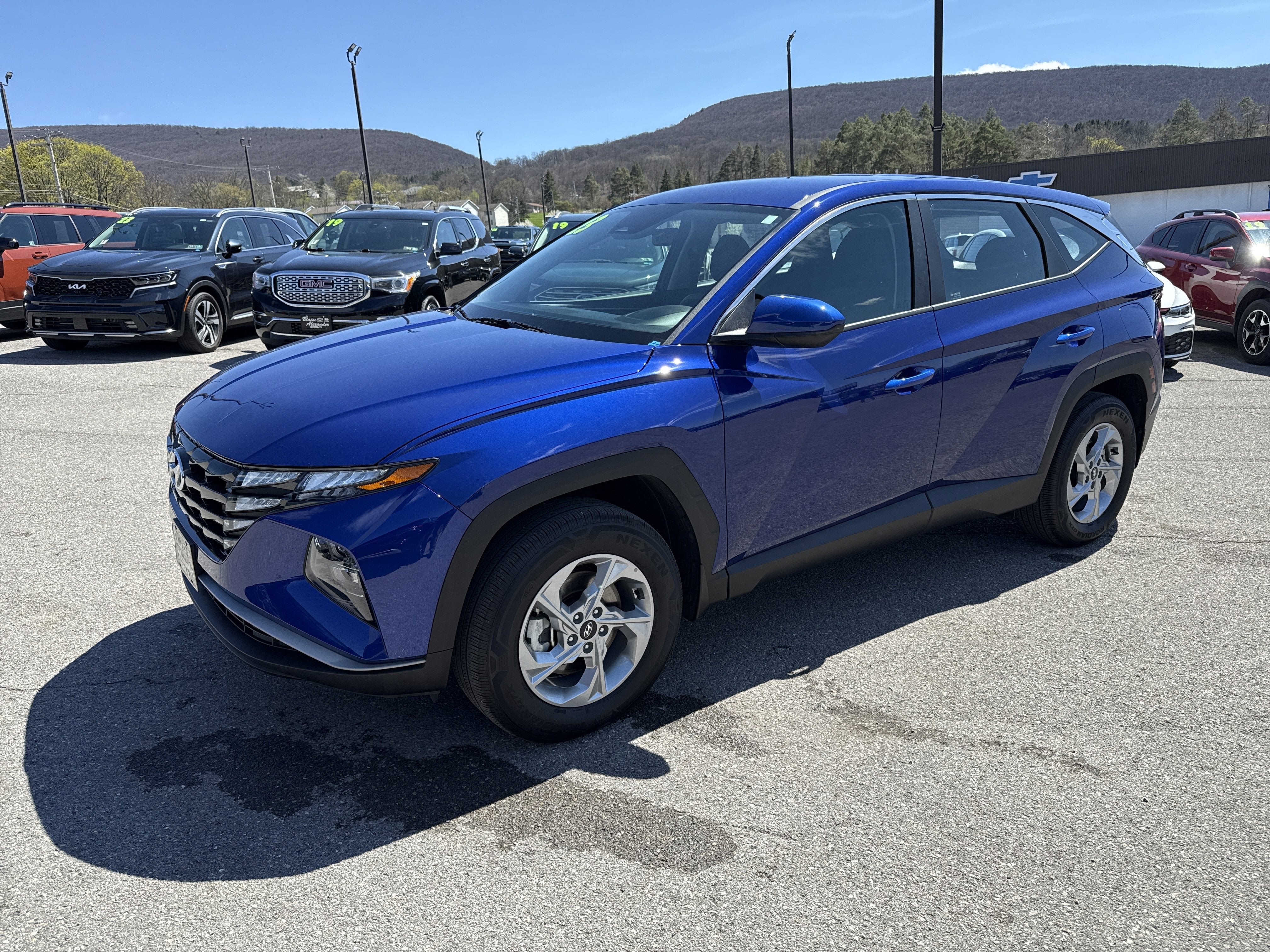 2023 Hyundai TUCSON SE