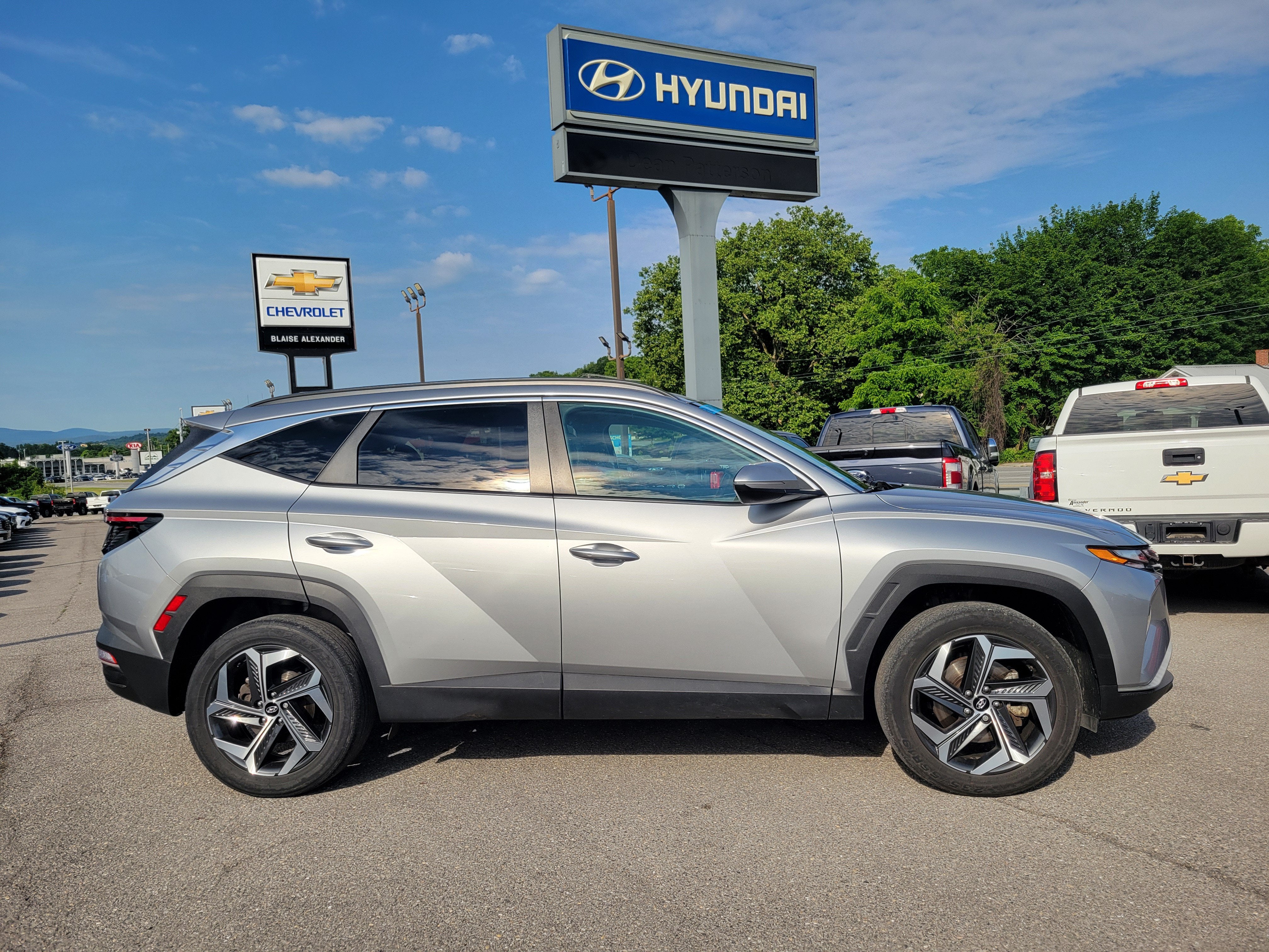 2023 Hyundai TUCSON SEL