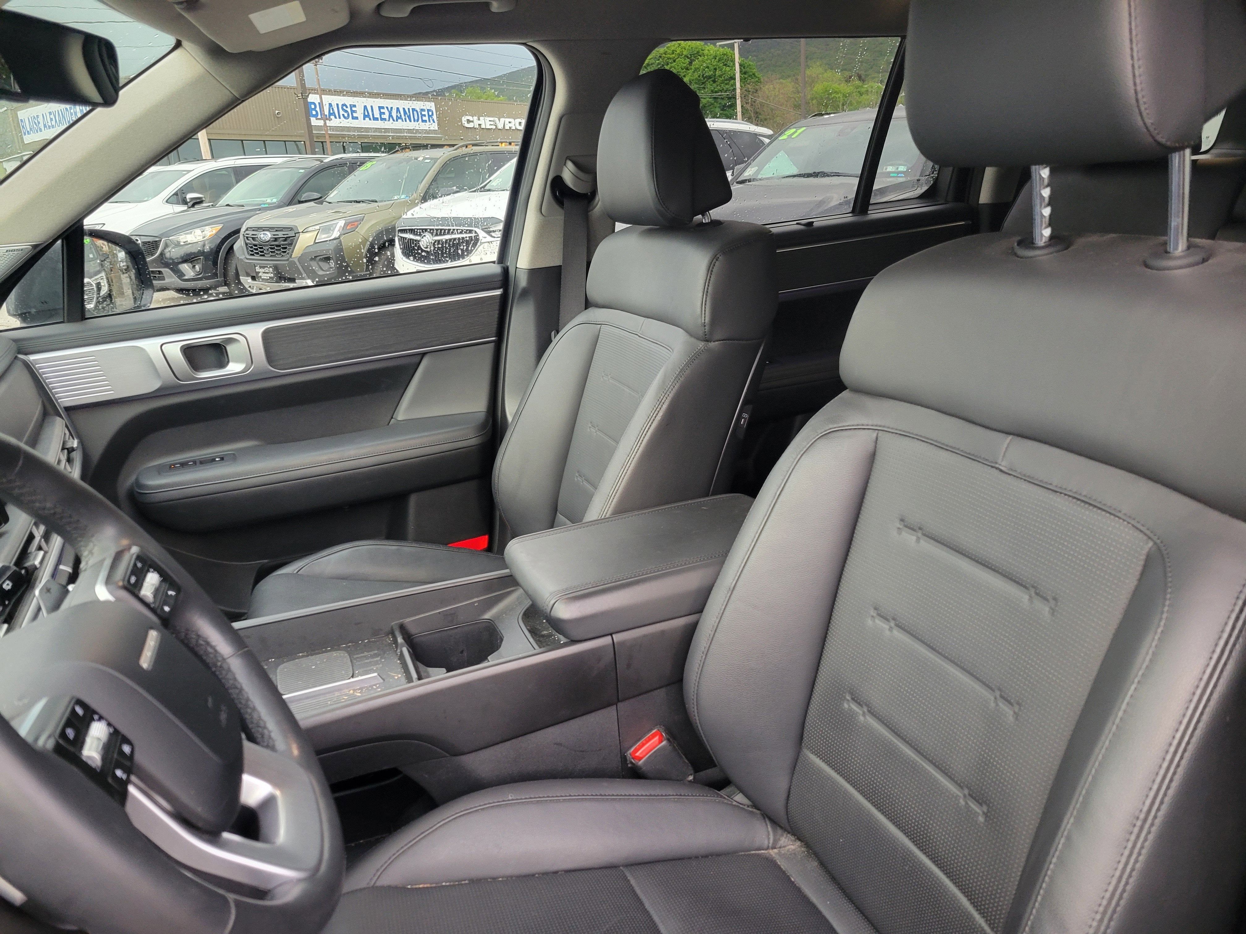 2025 Hyundai SANTA FE HYBRID Limited