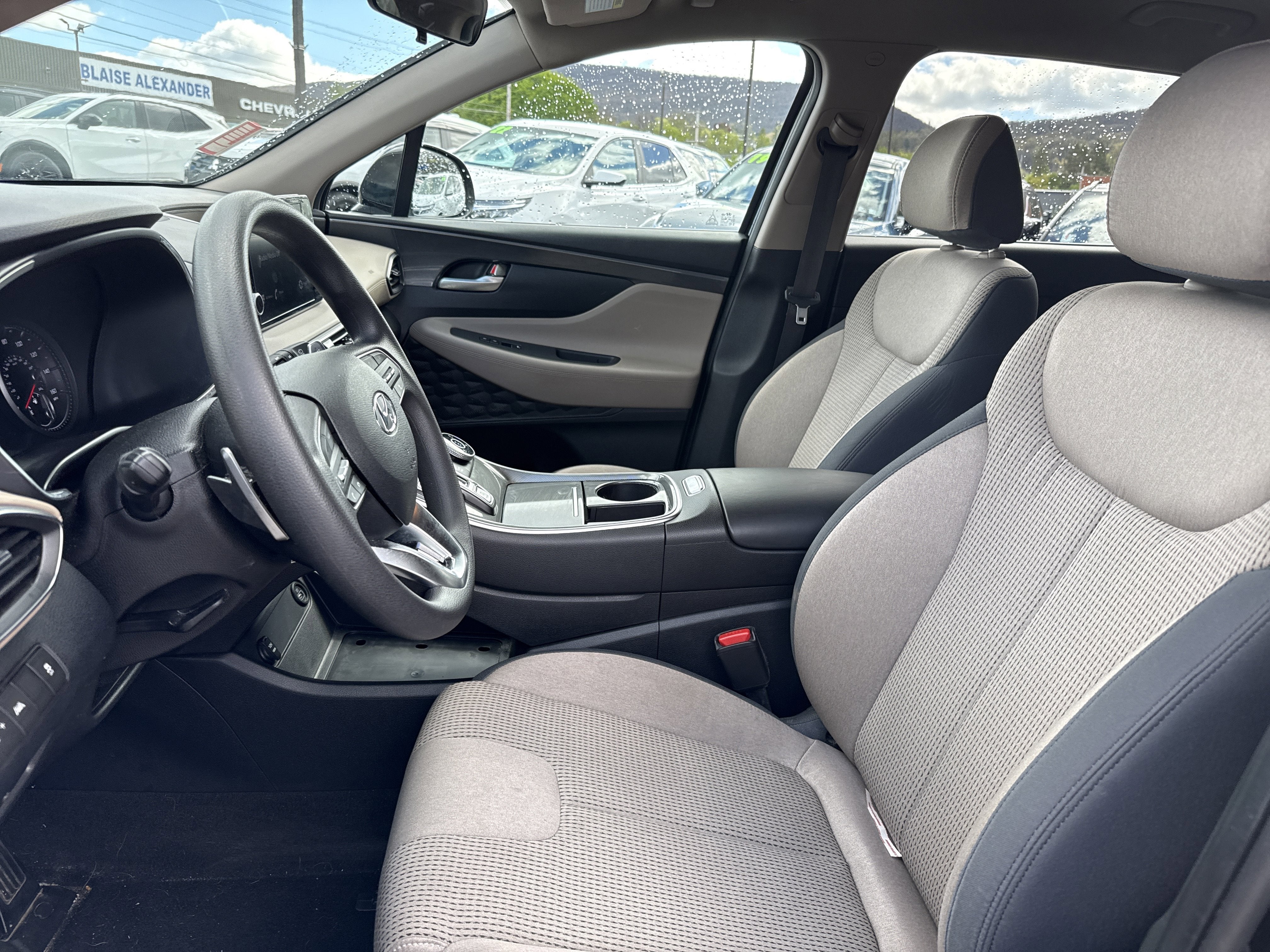 2023 Hyundai SANTA FE SE