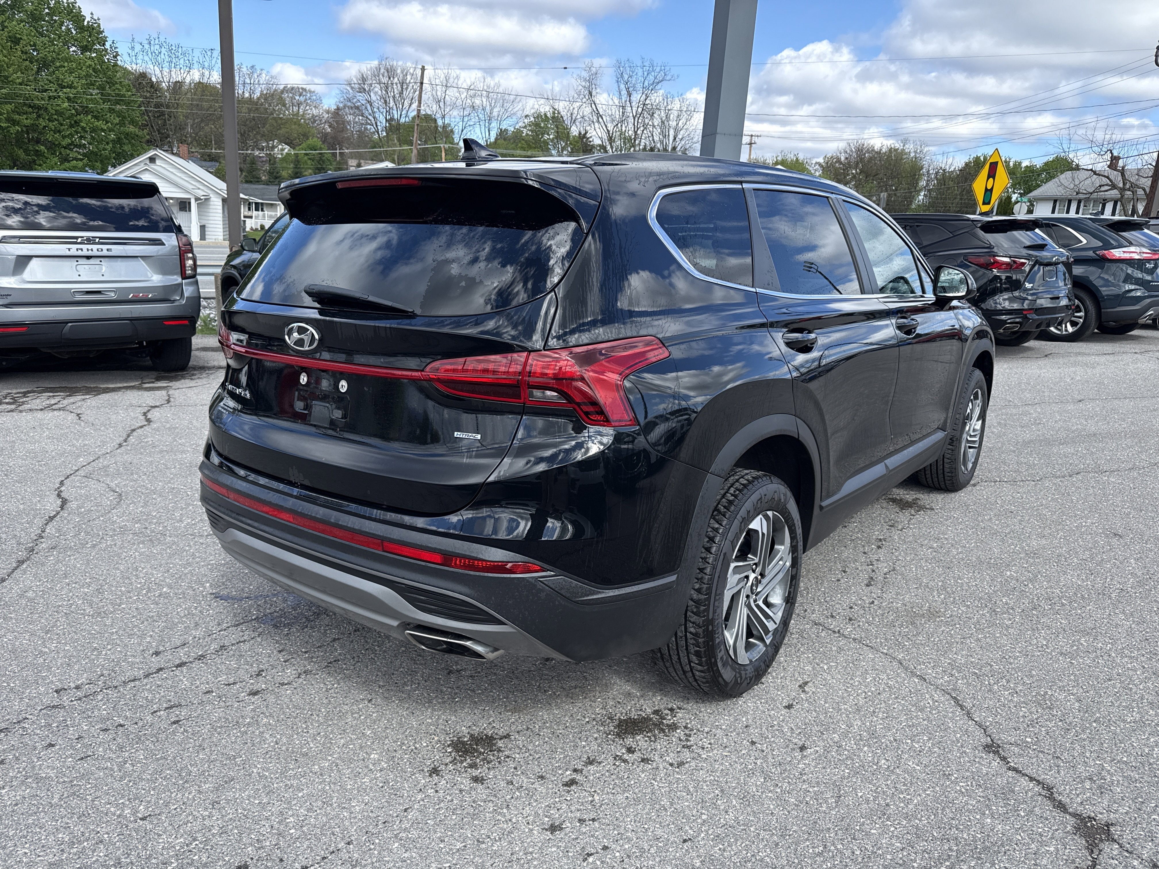 2023 Hyundai SANTA FE SE