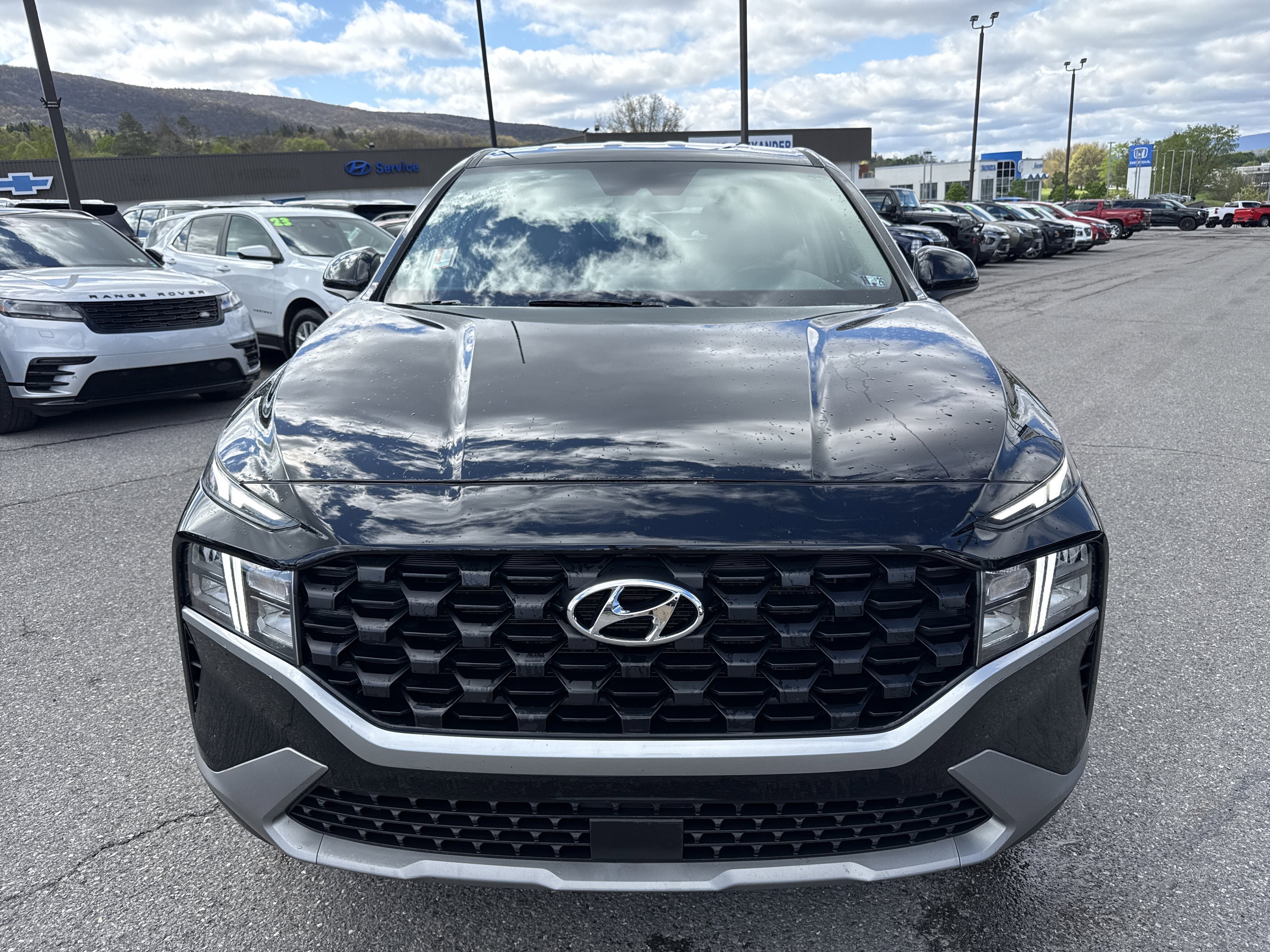 2023 Hyundai SANTA FE SE