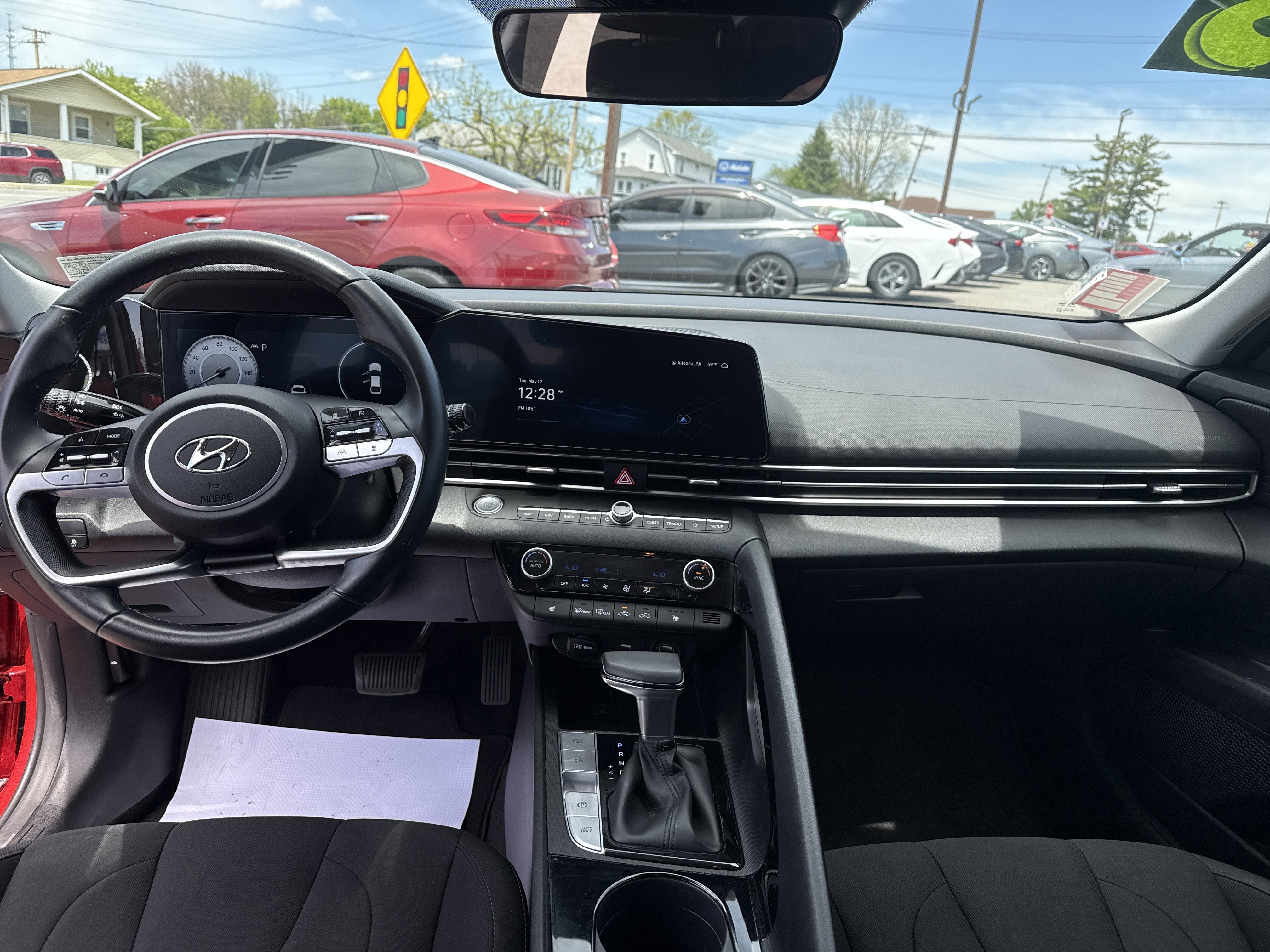 2023 Hyundai ELANTRA SEL