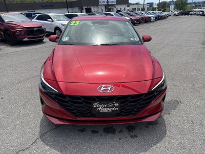 2023 Hyundai ELANTRA SEL
