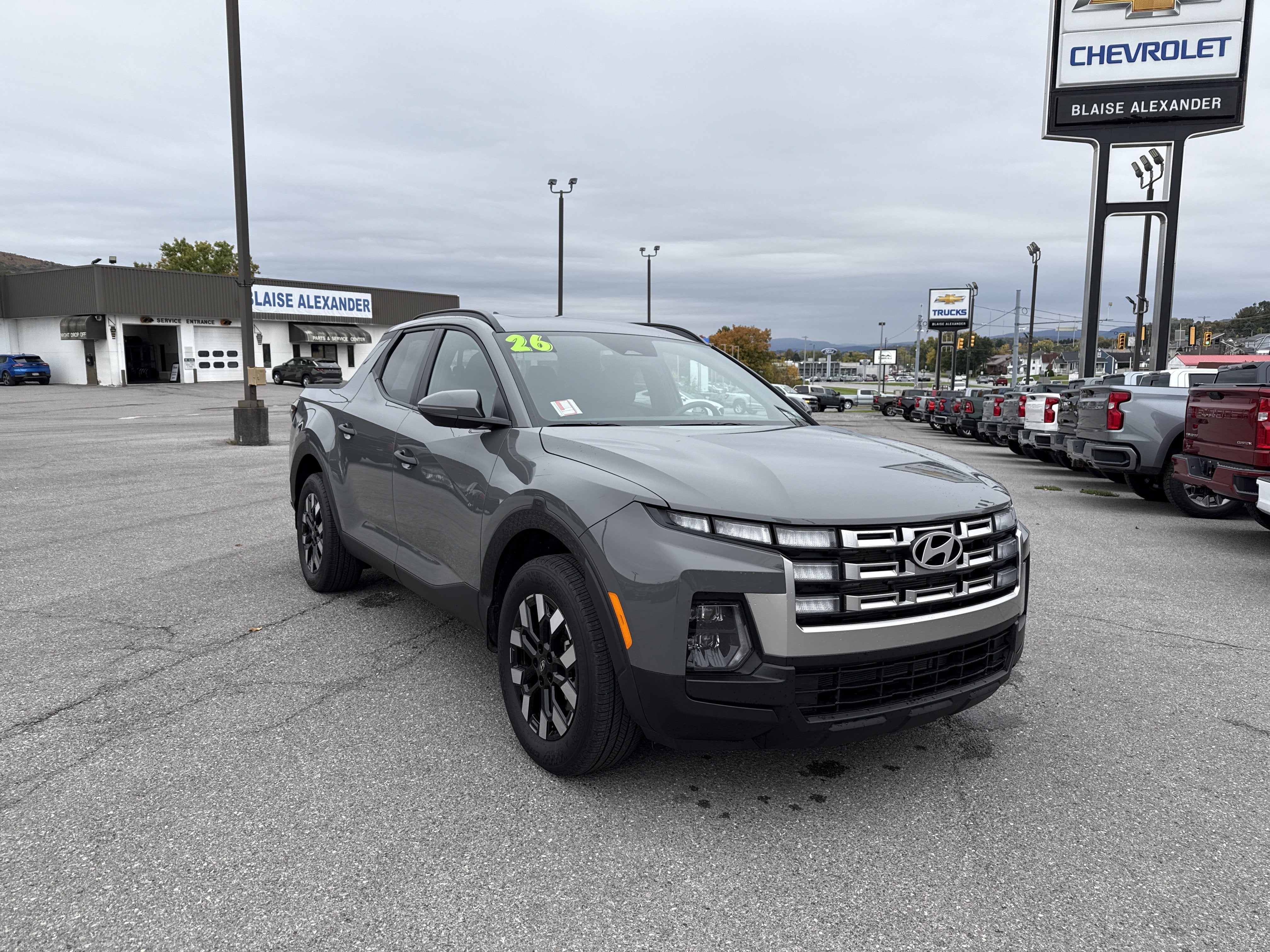 2026 Hyundai SANTA CRUZ SEL Activity