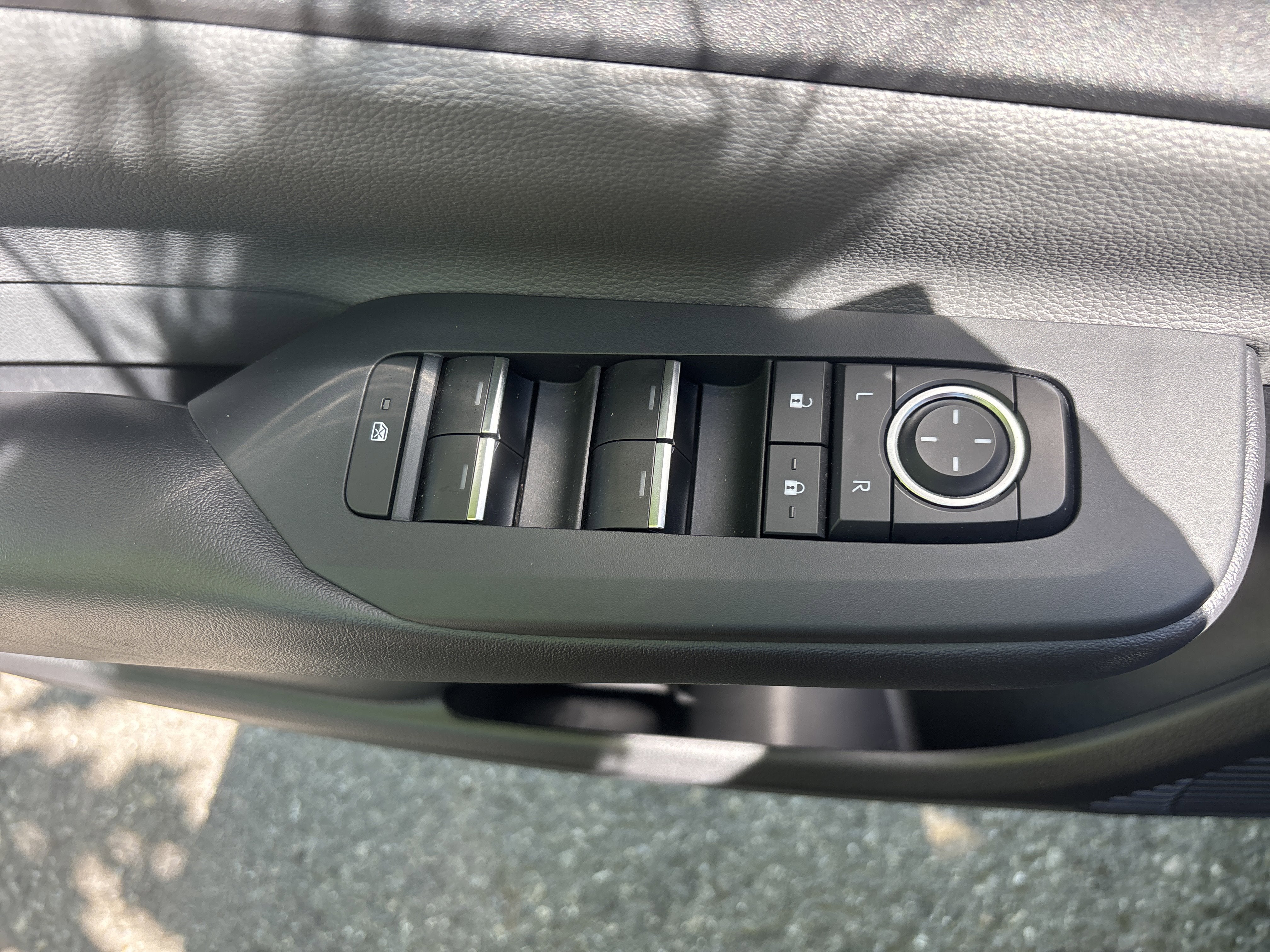 2023 Toyota Prius XLE