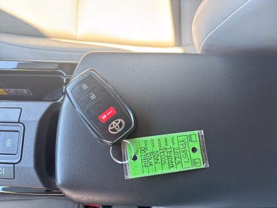 2023 Toyota Prius XLE