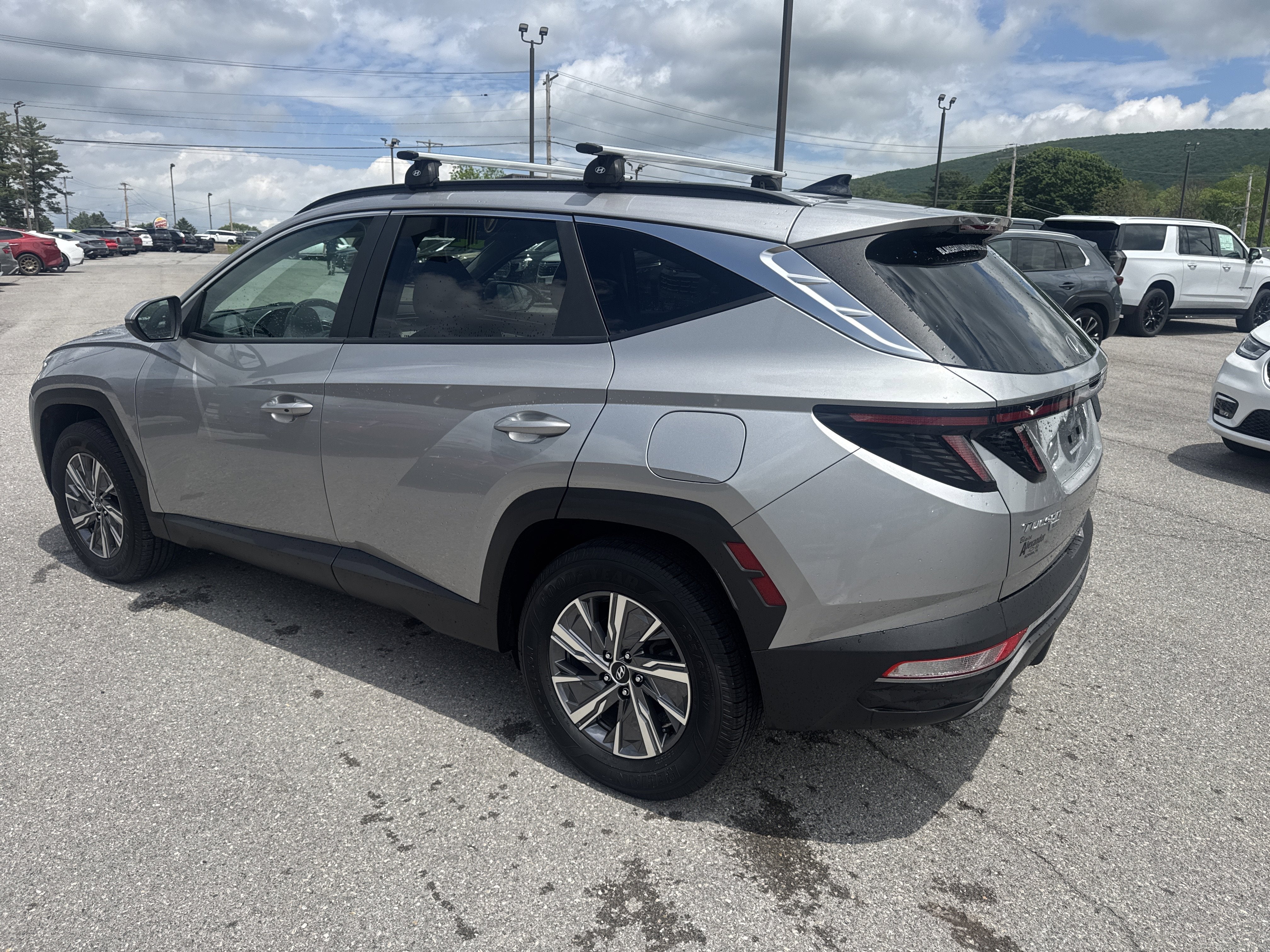 2022 Hyundai TUCSON HYBRID Blue
