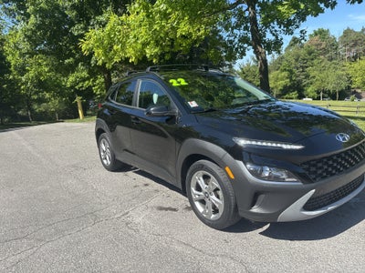 2022 Hyundai KONA SEL