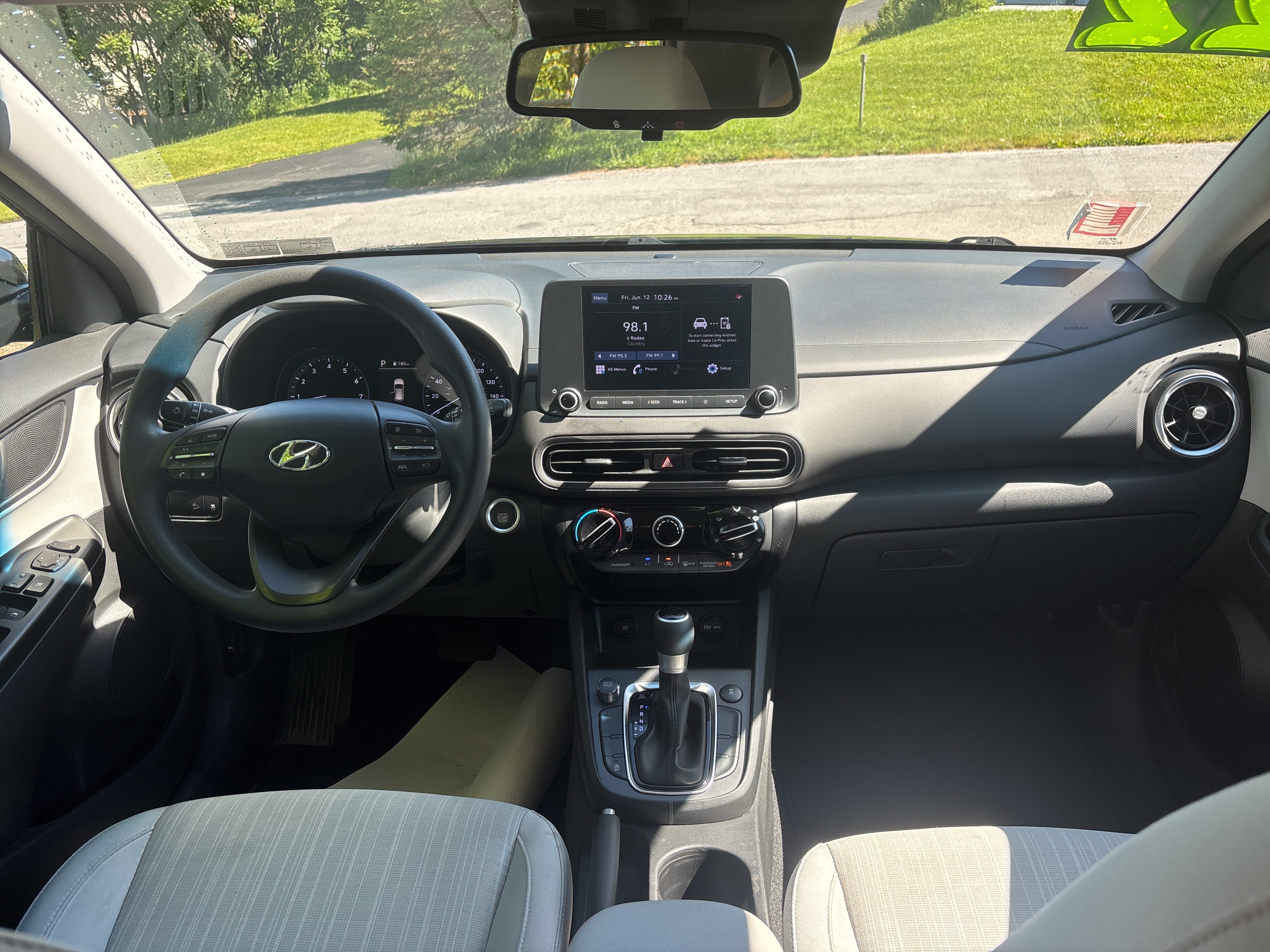 2022 Hyundai KONA SEL