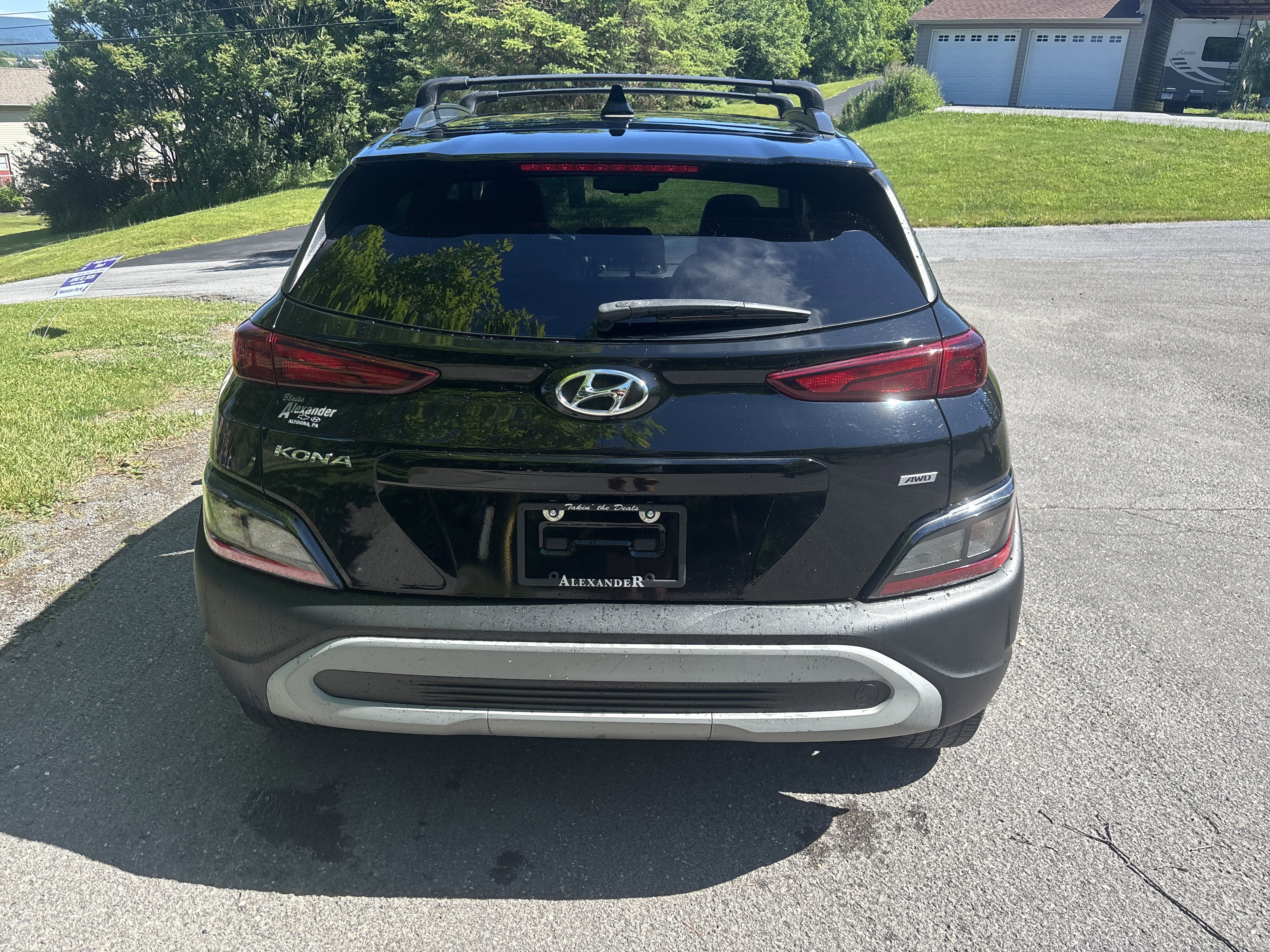2022 Hyundai KONA SEL