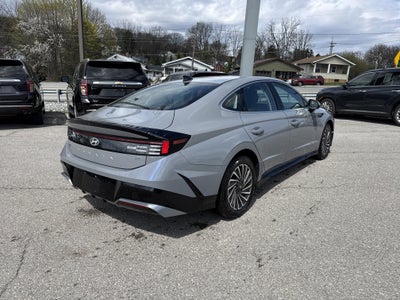 2025 Hyundai SONATA HYBRID SEL