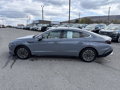 2025 Hyundai SONATA HYBRID SEL