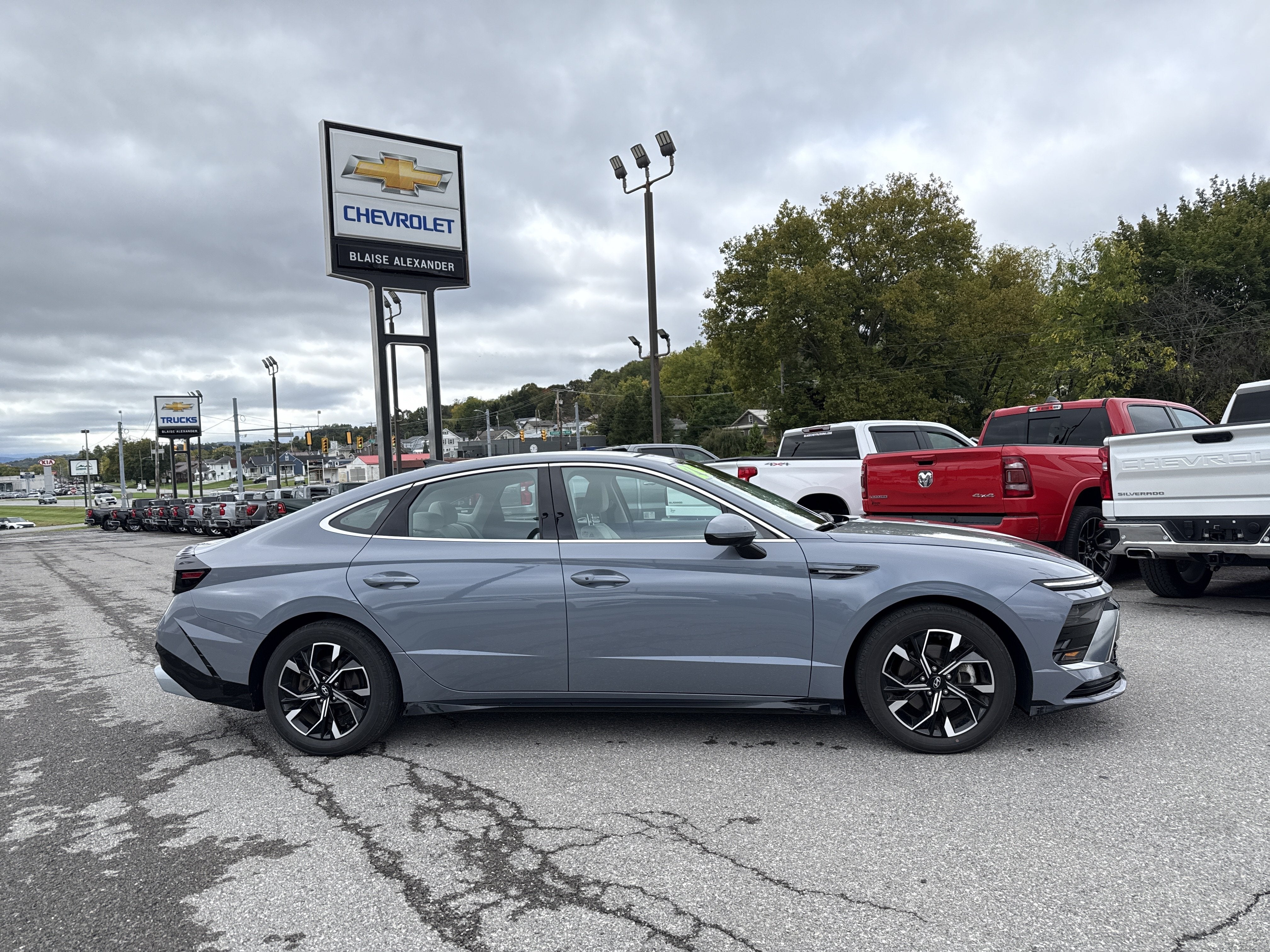 2024 Hyundai SONATA SEL