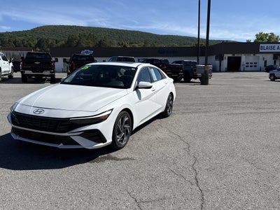 2025 Hyundai ELANTRA SEL Convenience