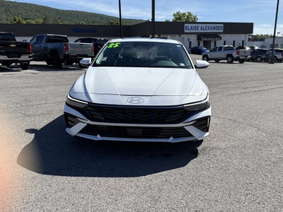 2025 Hyundai ELANTRA SEL Convenience