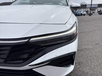 2025 Hyundai ELANTRA SEL Convenience