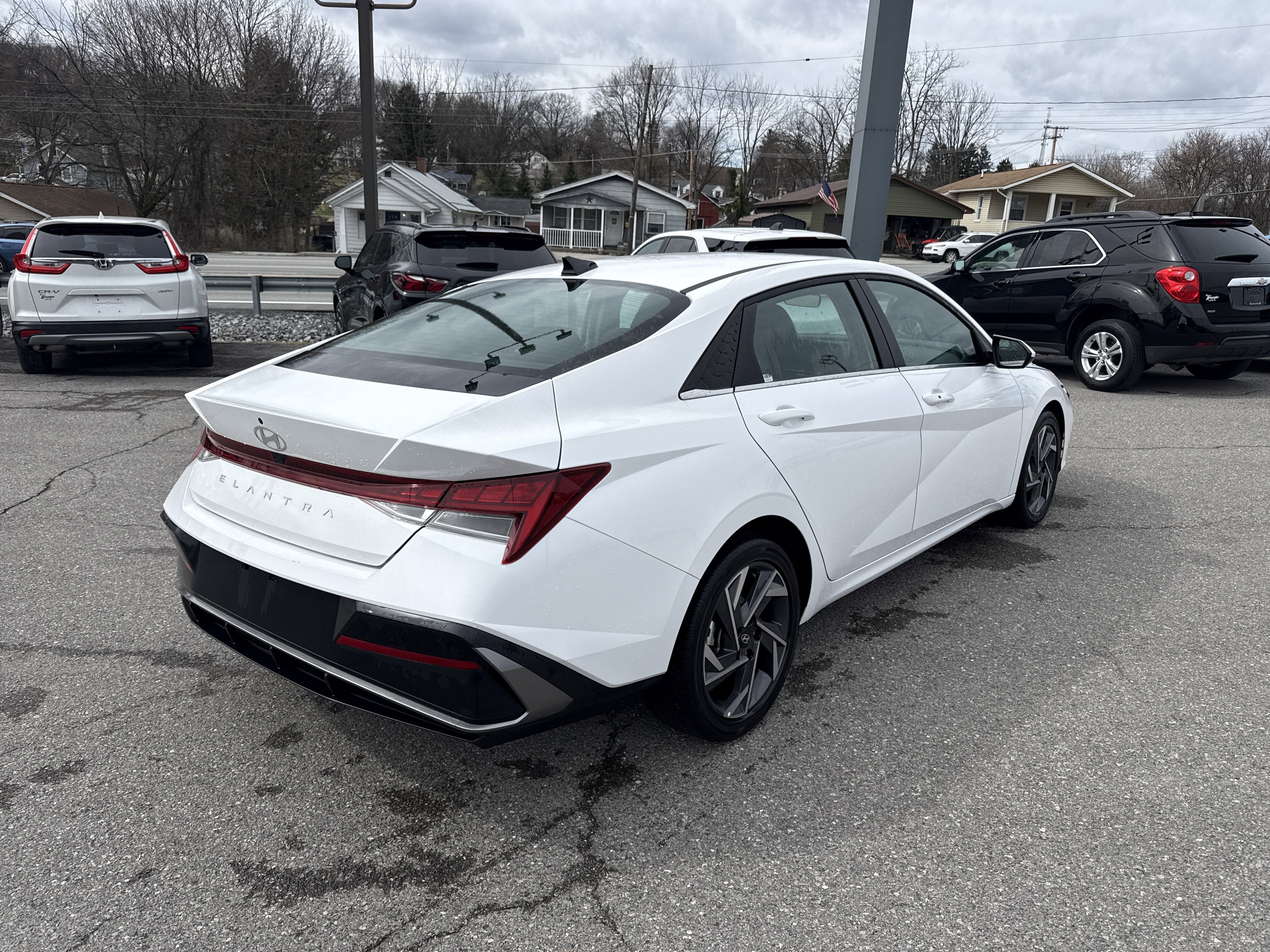 2025 Hyundai ELANTRA SEL Convenience