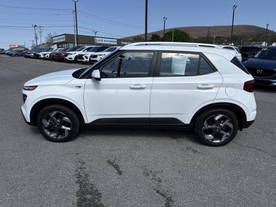 2024 Hyundai VENUE SEL