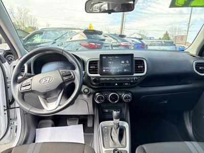 2024 Hyundai VENUE SEL