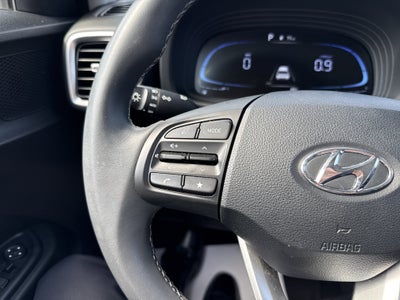 2024 Hyundai VENUE SEL