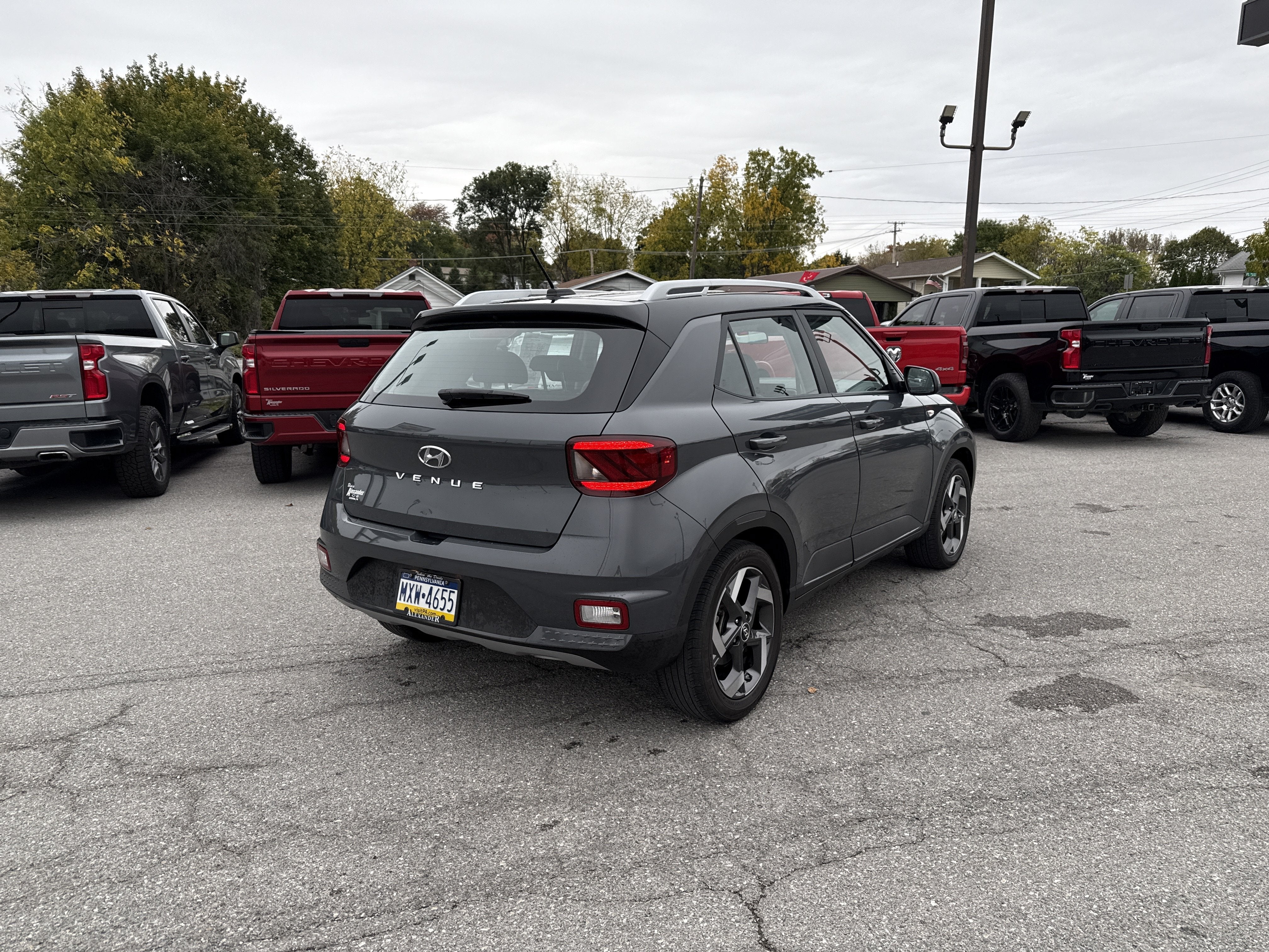 2025 Hyundai VENUE Limited