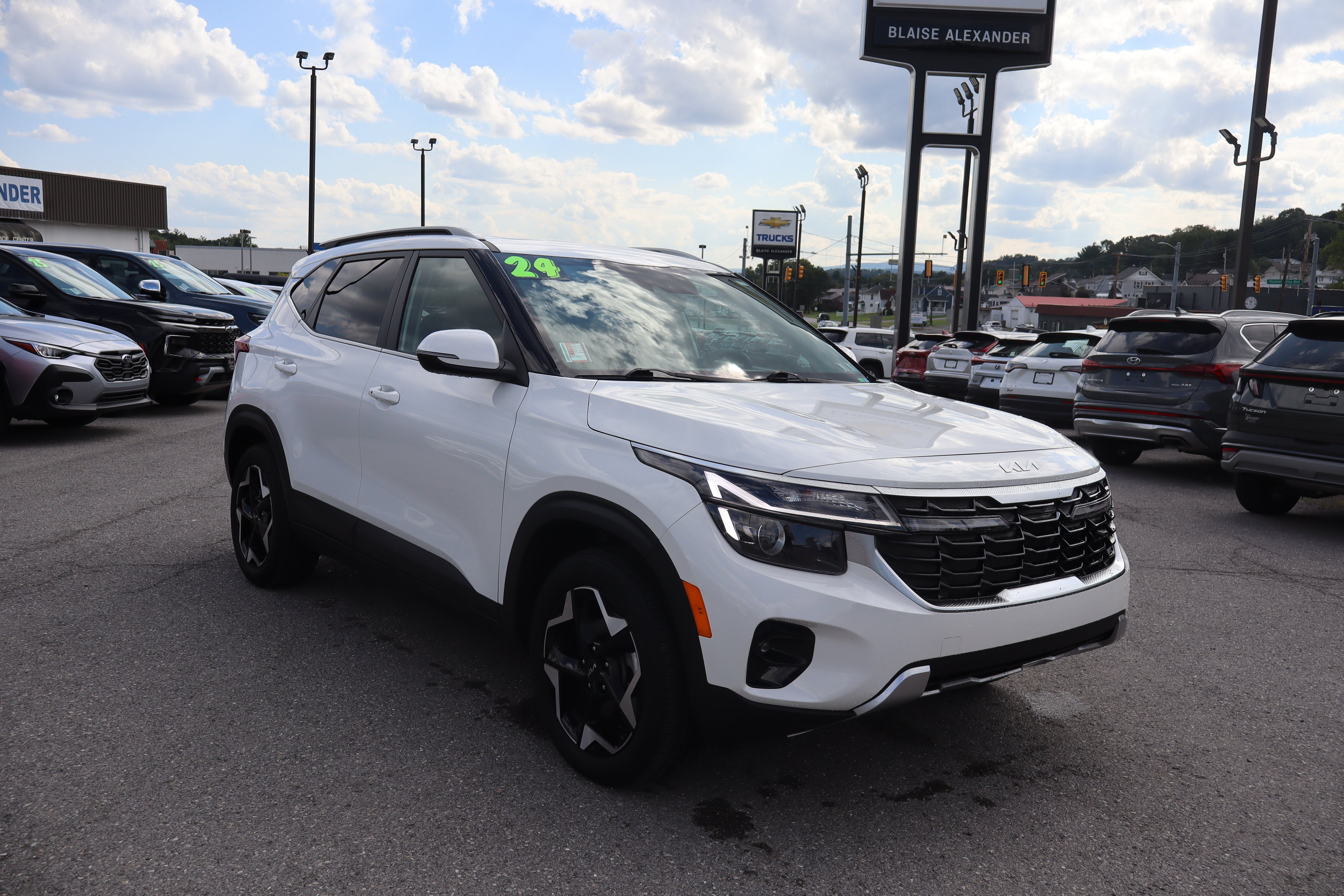 2024 Kia Seltos EX