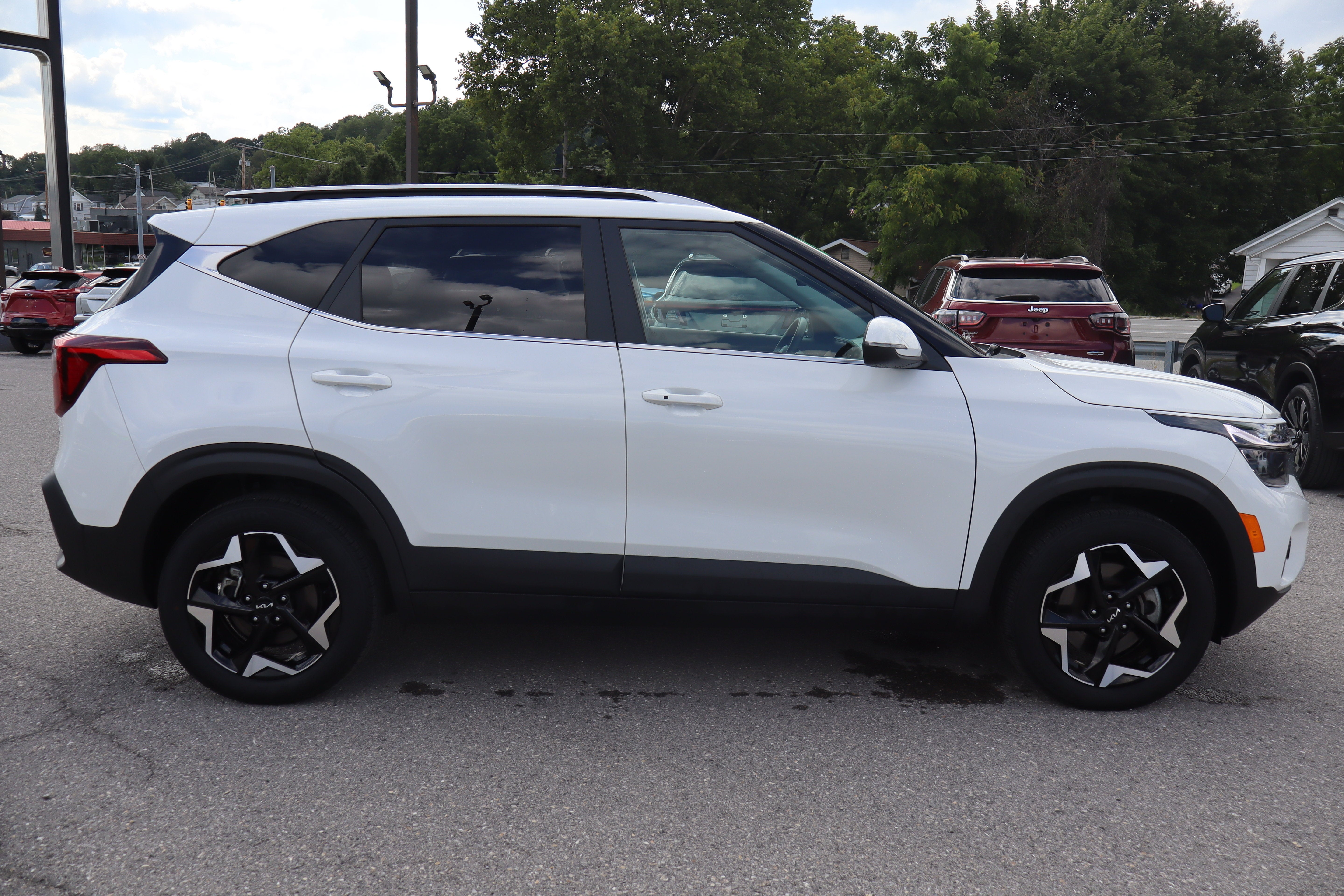 2024 Kia Seltos EX