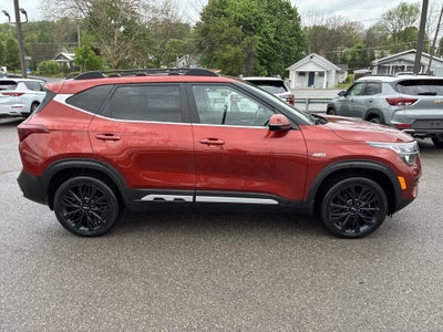 2022 Kia Seltos Nightfall