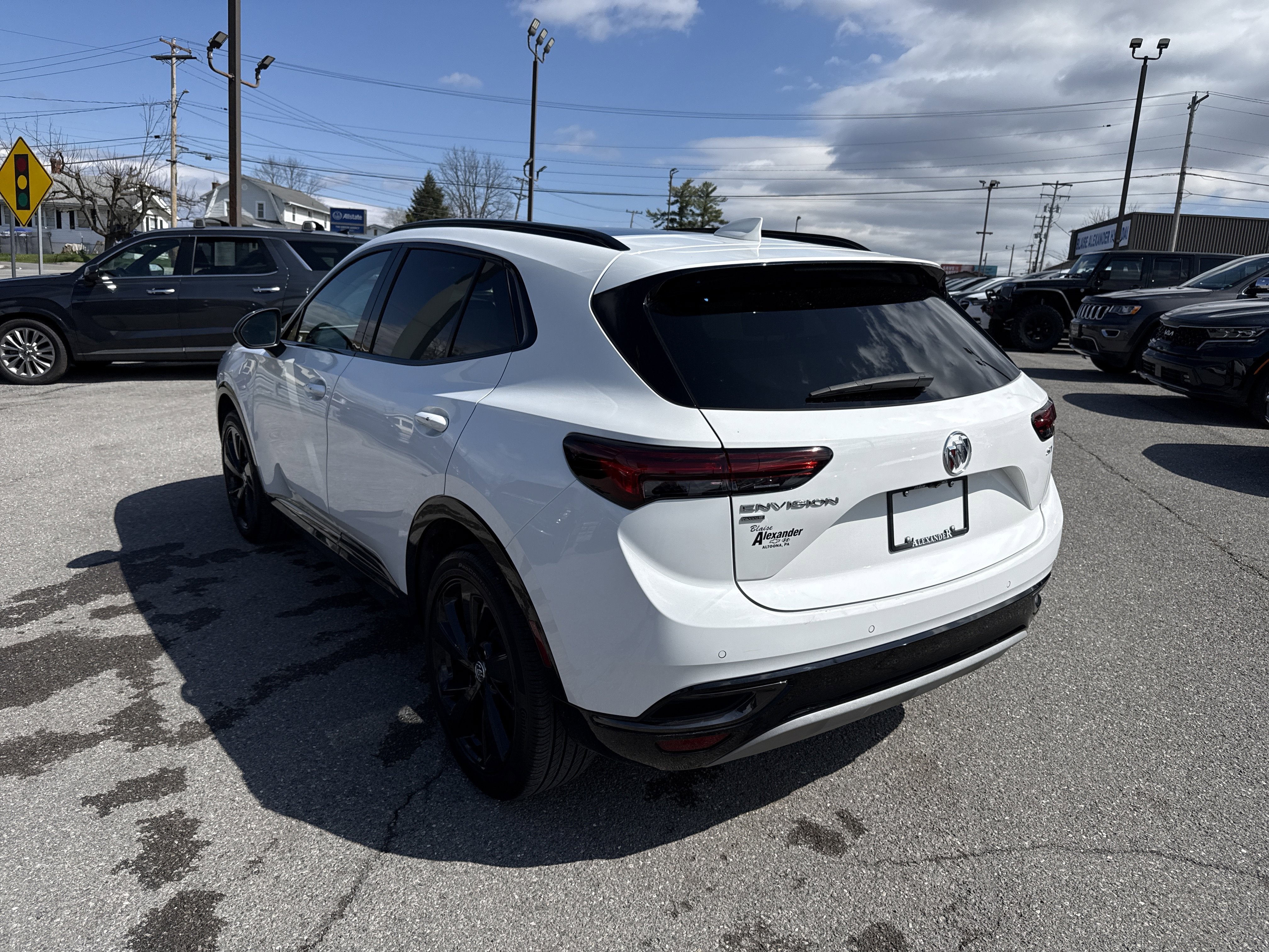 2023 Buick Envision Essence