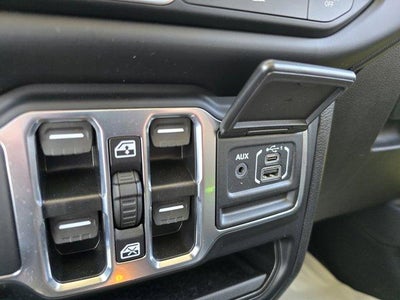 2022 Jeep Wrangler Unlimited High Tide 4x4